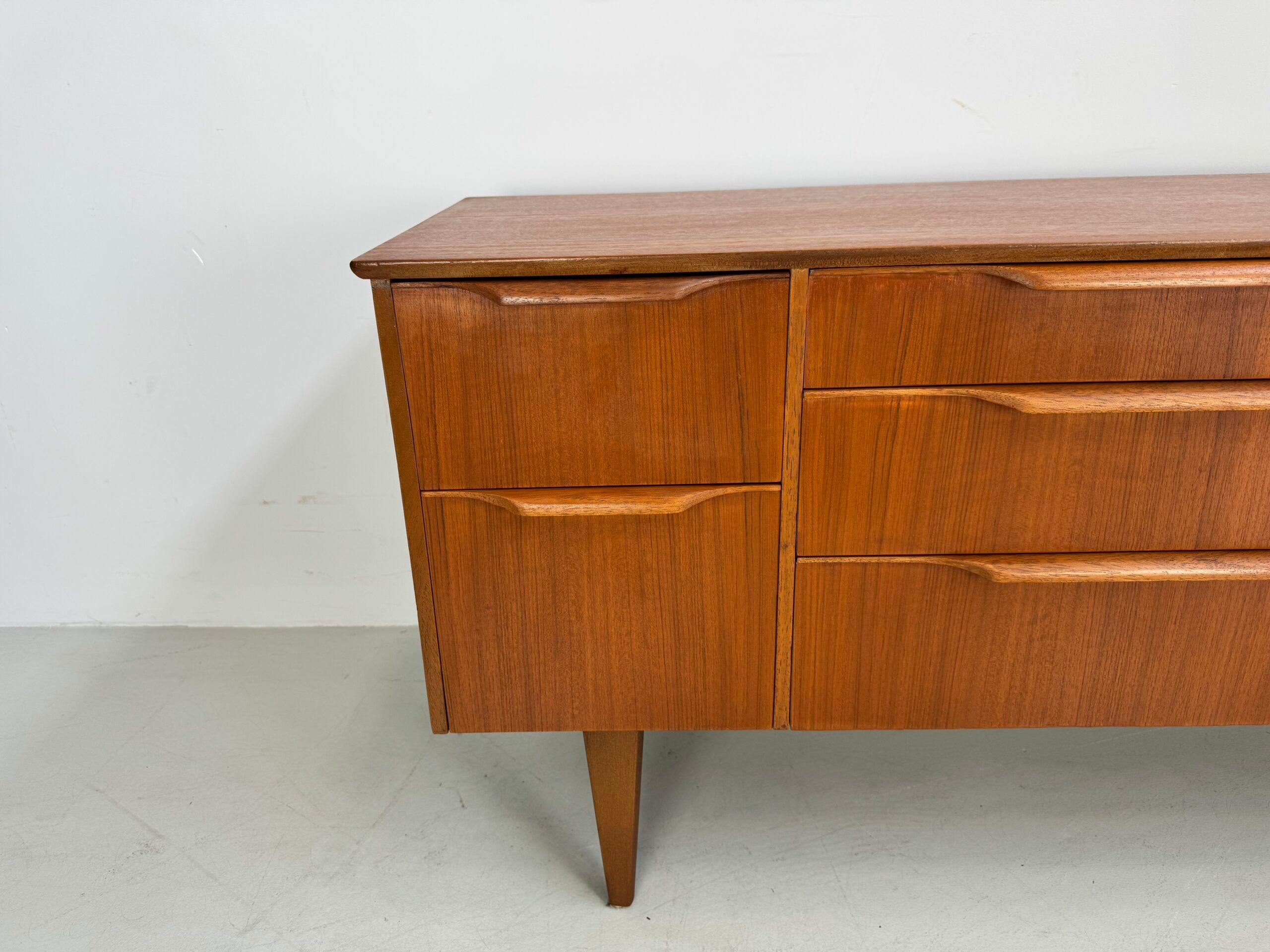 Vintage Austinsuite sideboard.