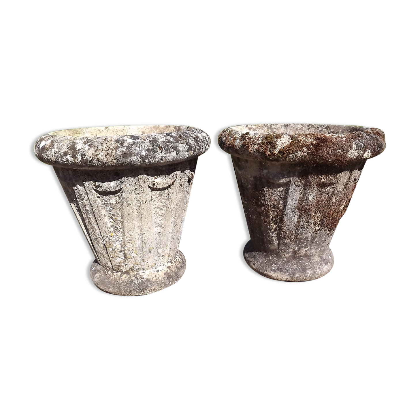 Pair of vases in stone of 19th century Dordogne