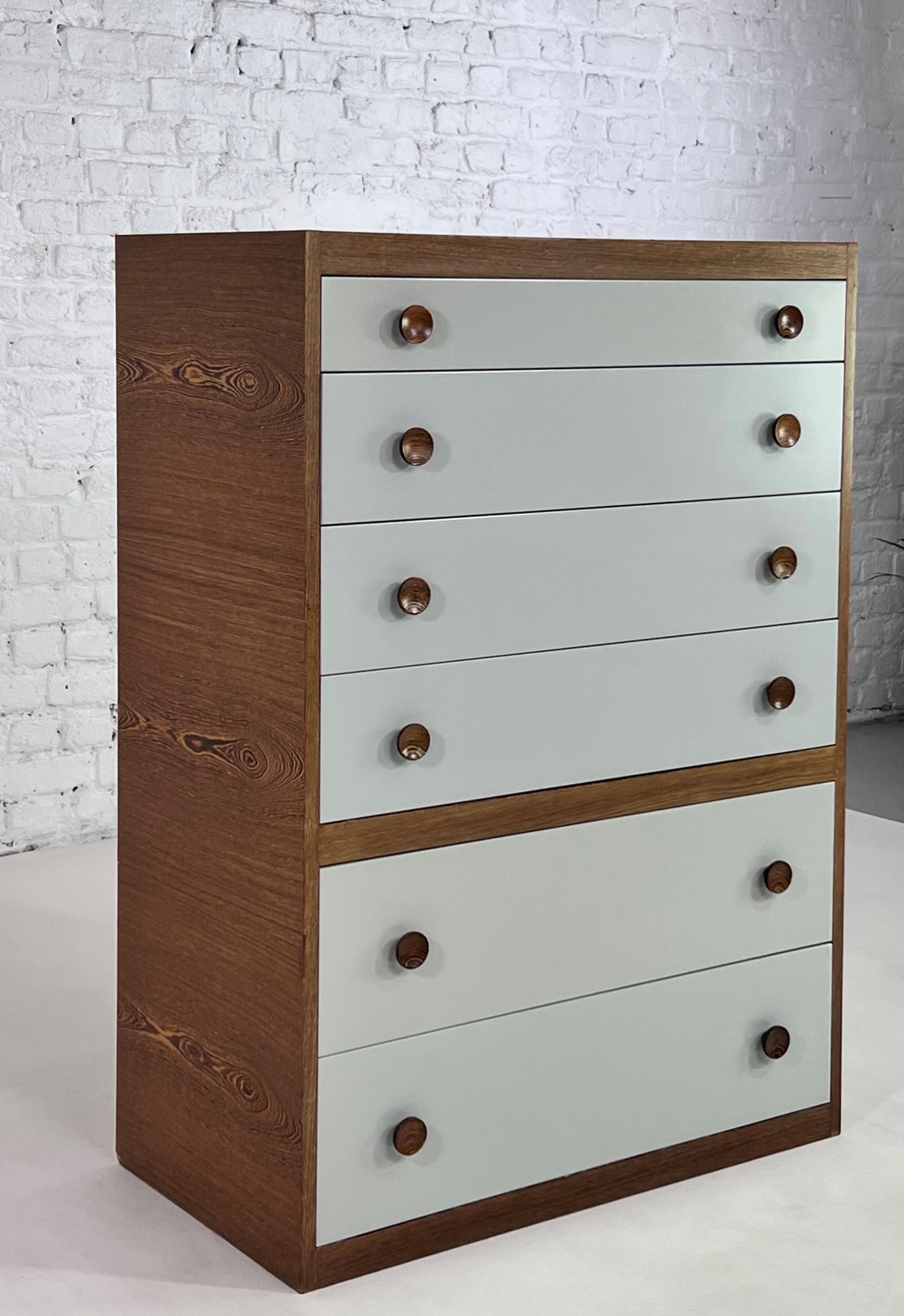 Dresser chiffonnier 6 drawers wenge and satin lacquer