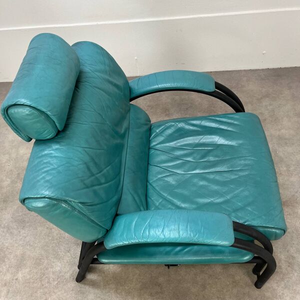 Fauteuil et ottoman design postmoderne, cuir années 80
