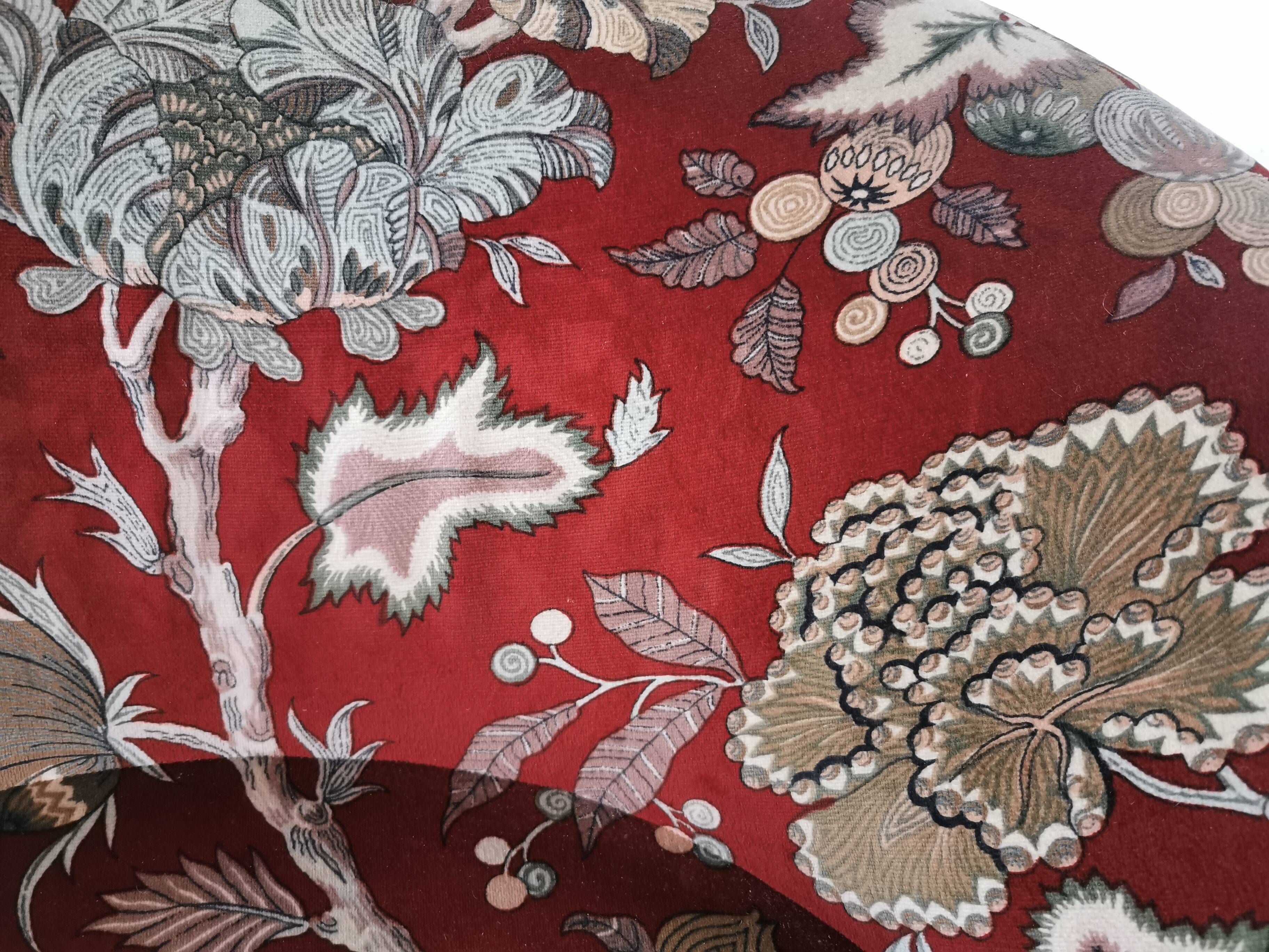 Velvet toad armchair