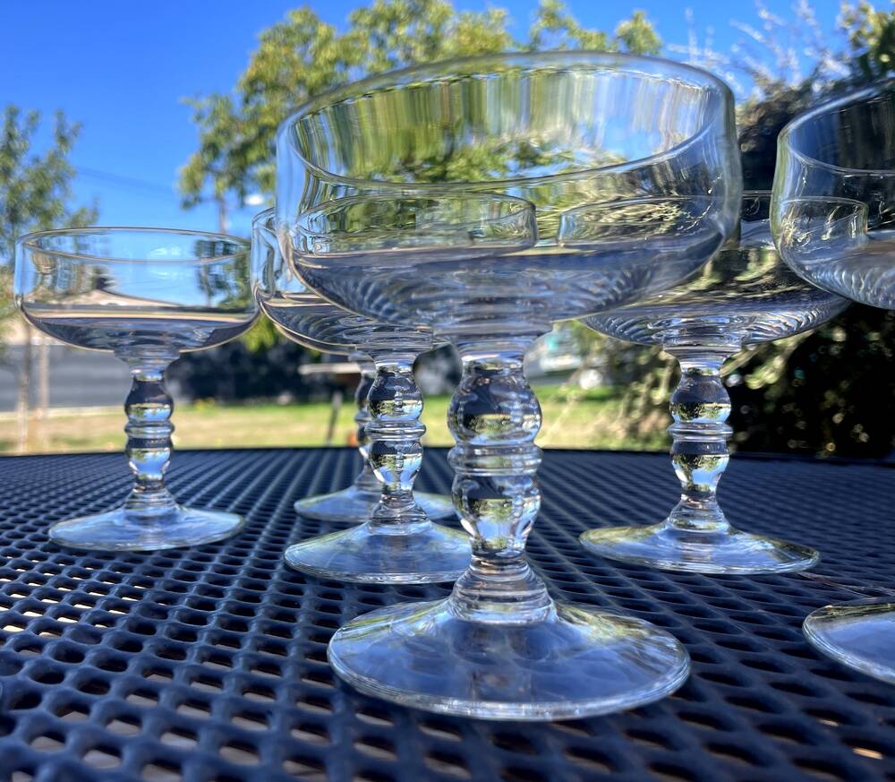 Set of 7 champagne glasses in crystal table art champagne cremant