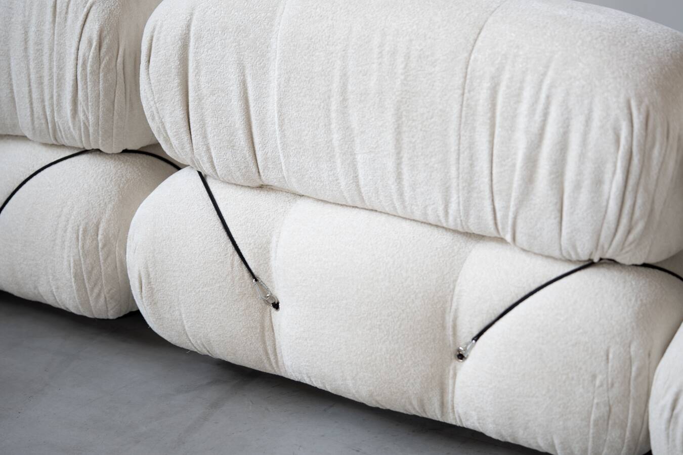 Camaleonda, B&B 2-seater sofa and 3-seater sofa in bouclè fabric, 1970