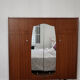 Armoire vintage en bois vernis