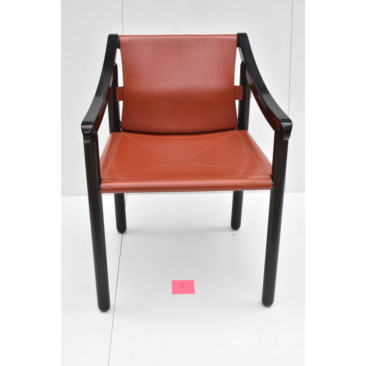 Set of 6 model 905 chairs by Vico Magistretti