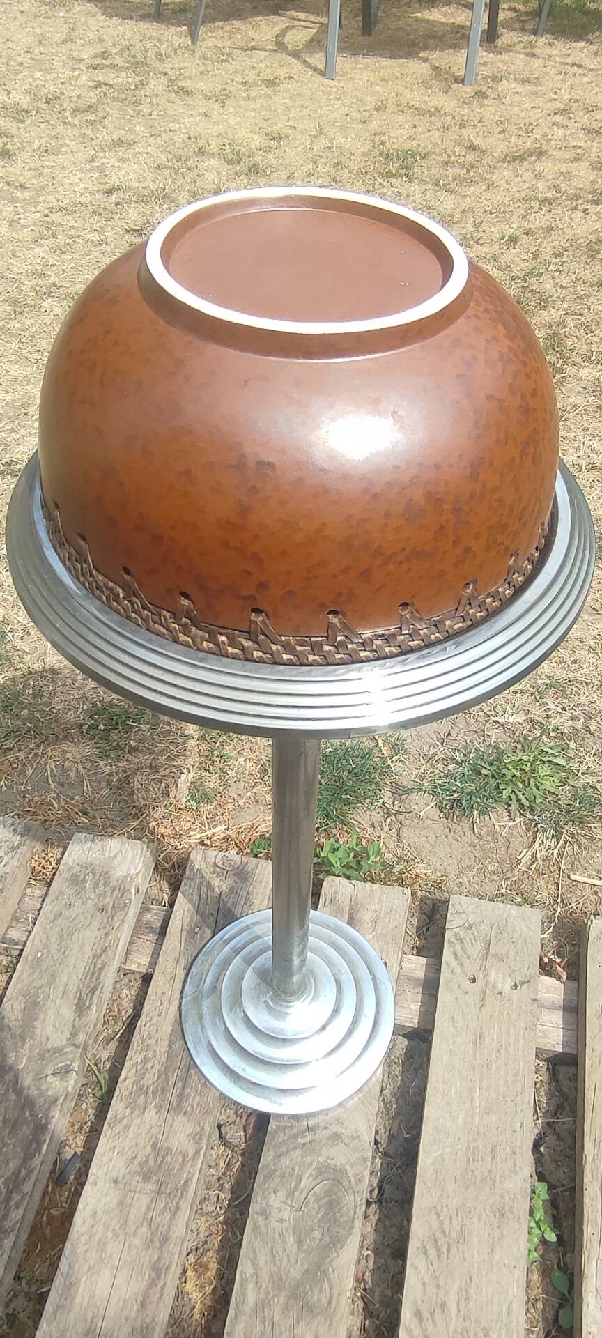 Rinjani pottery coupe Lombok Indonesia Clay and rattan