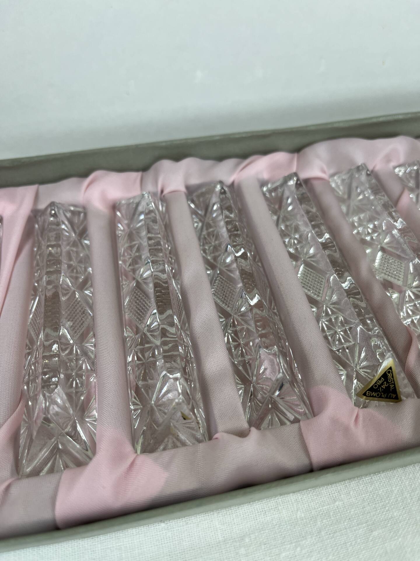 12 Crystal knife holders