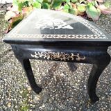 Table basse décor asiatique incrustation de nacres ancienne vintage