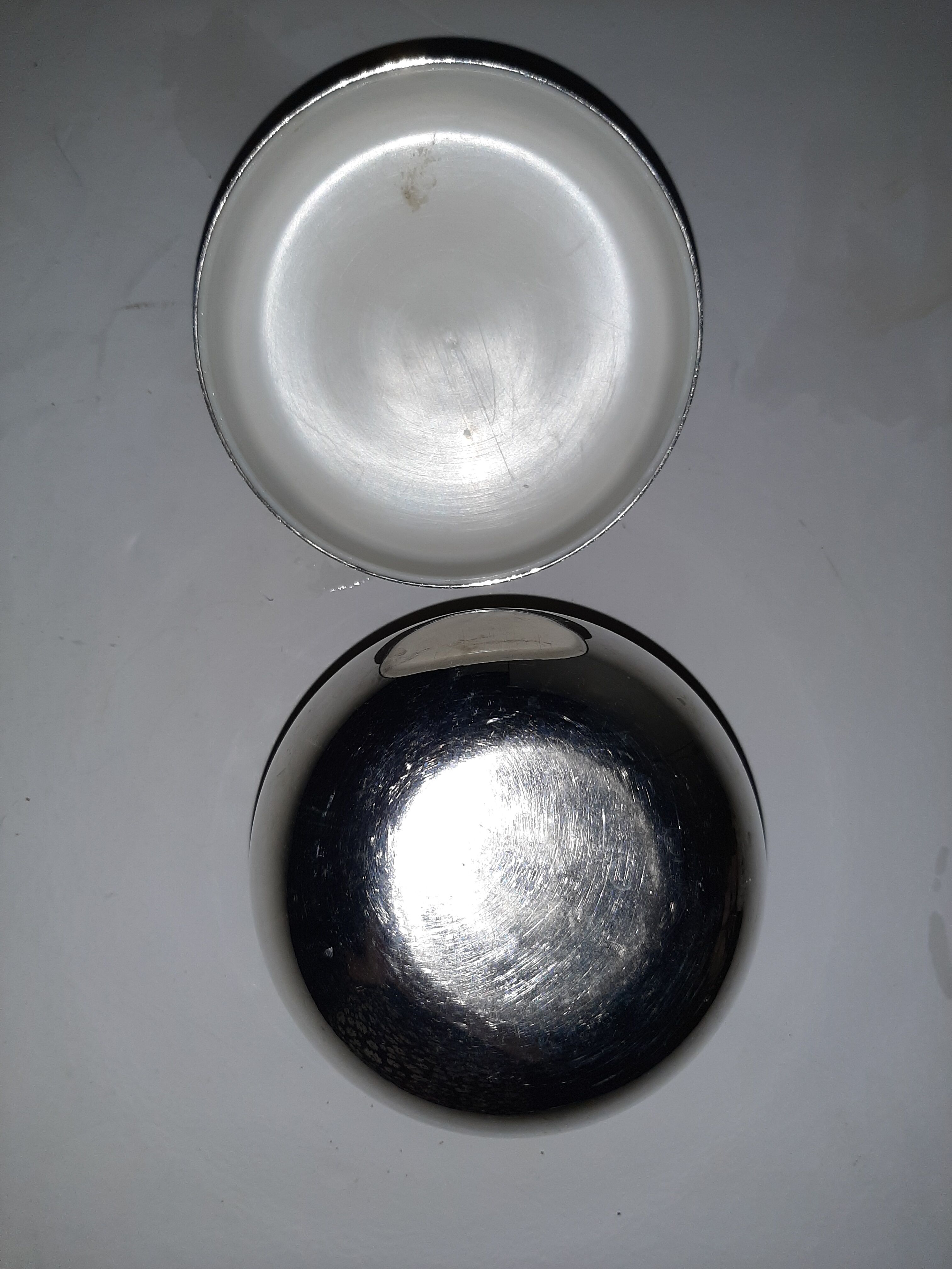 Vintage Apple Chrome Ice Bucket 70"