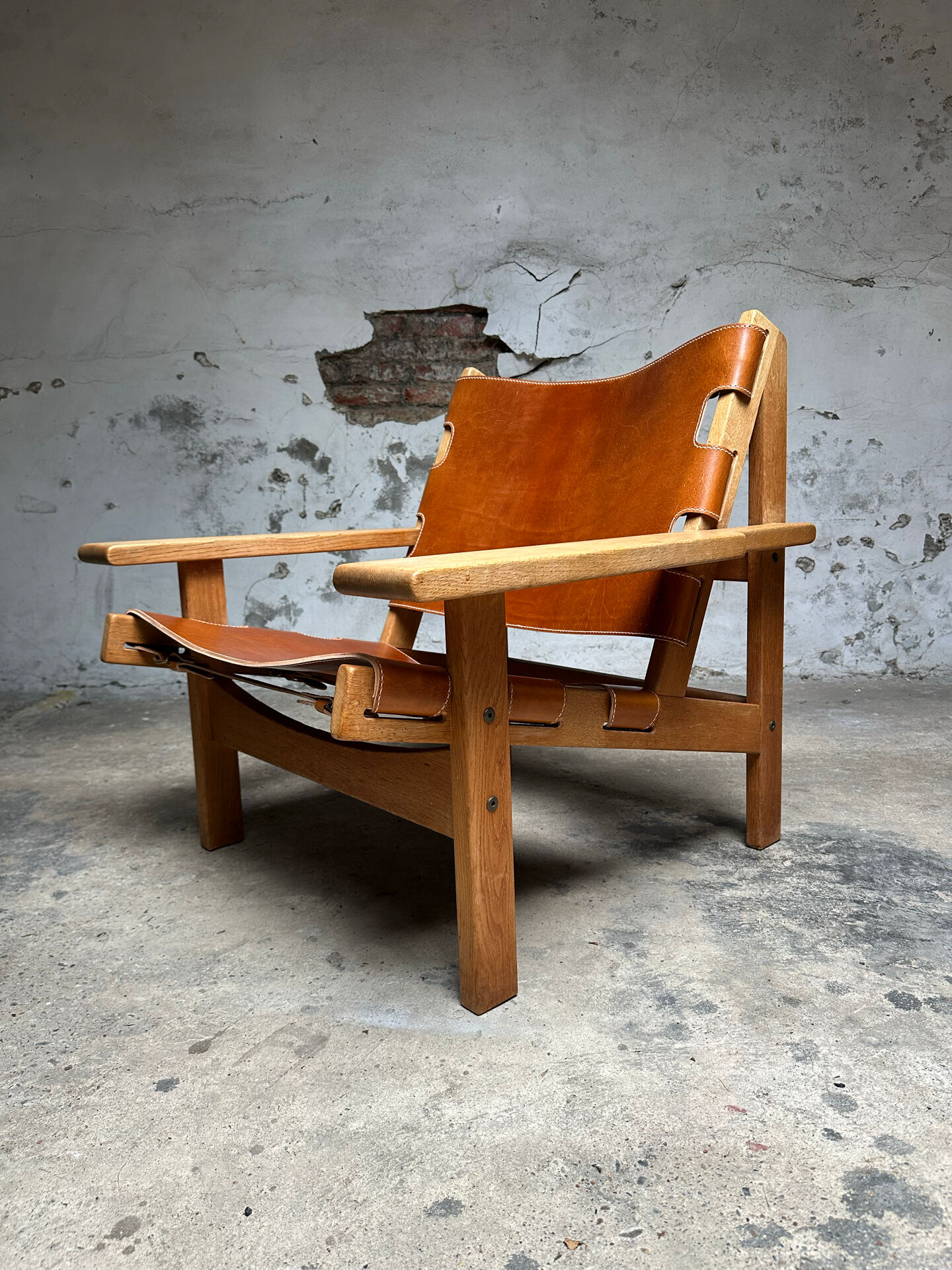Fauteuil de chasse Kurt Østervig design danois chêne cuir