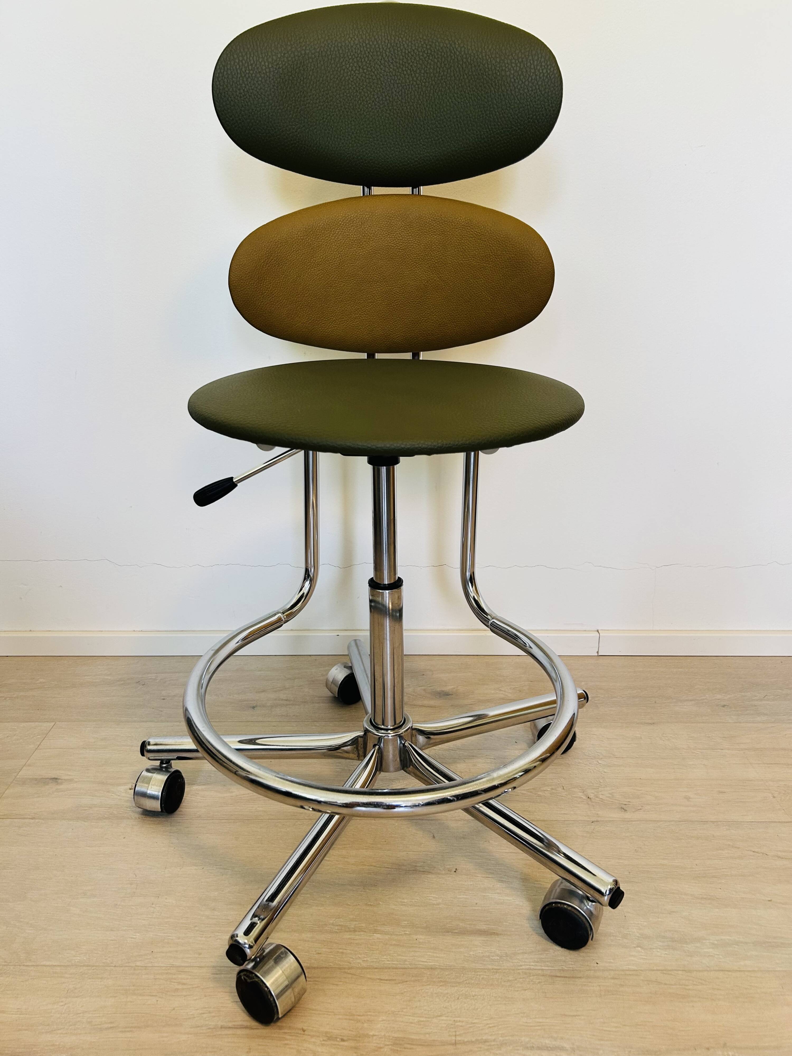 Vintage Desk Chair by Kovona model Marshmallow, 1970’s