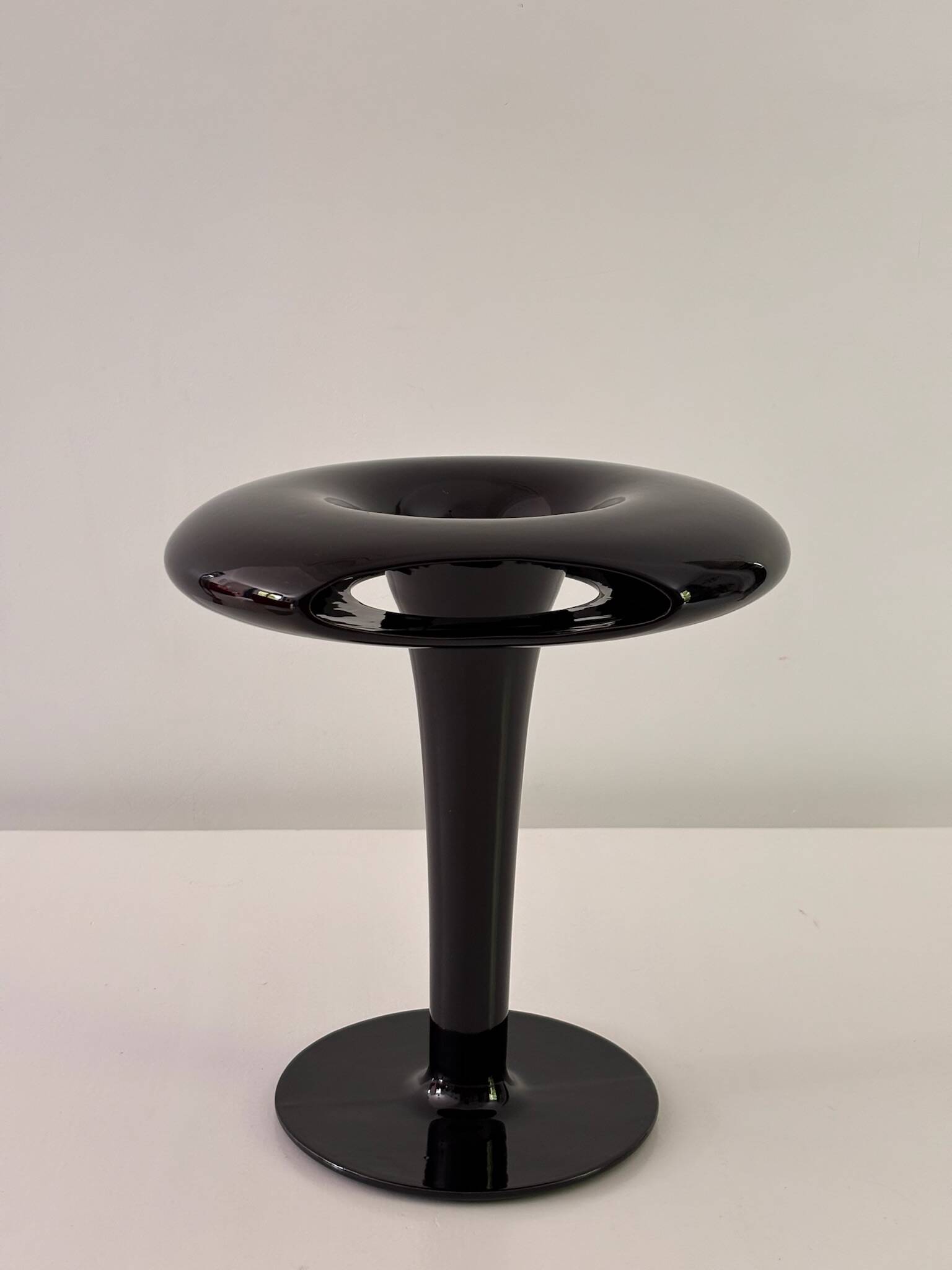Sci-Fi Vase by Marc Newson for Cor Unum 1993 Glazed Black Ceramic Signed Ra