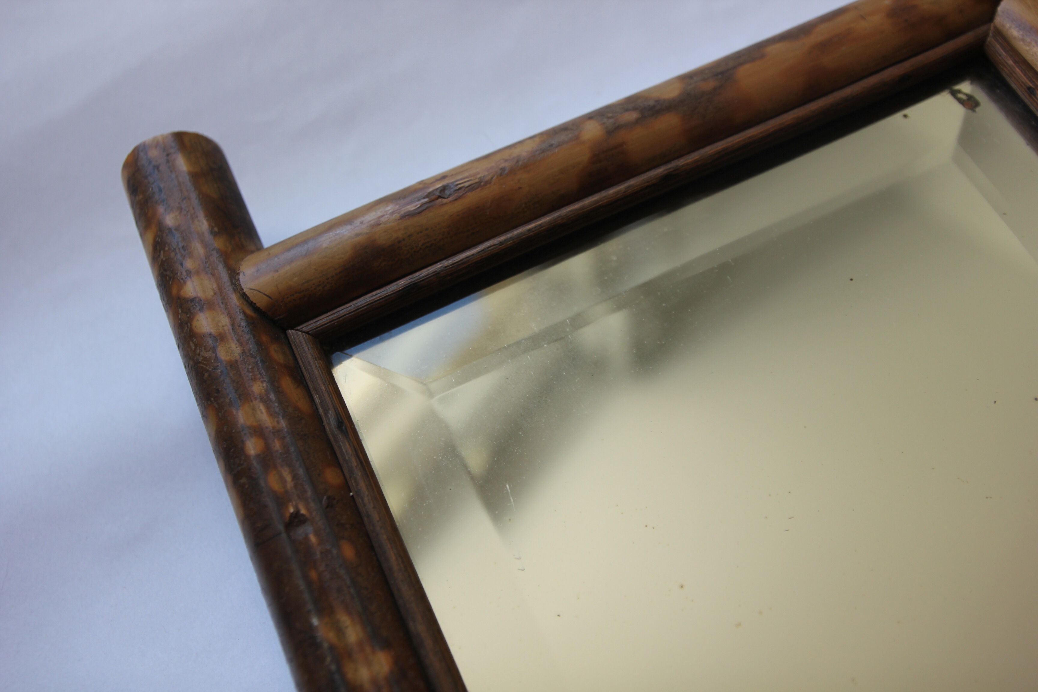 Beveled bamboo mirror 39 X 39 cm
