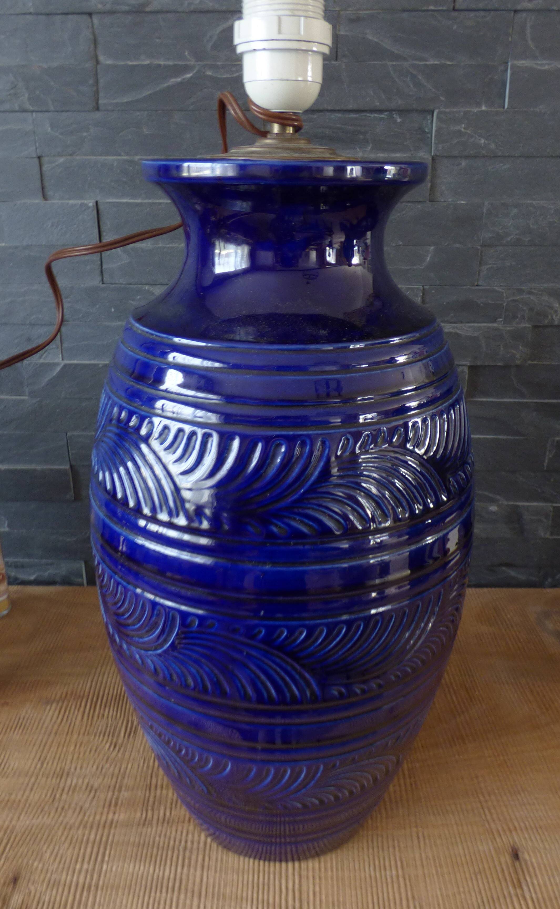 Large blue earthenware lamp base signed ST Clément France Plume 815-2 – Excellent condition