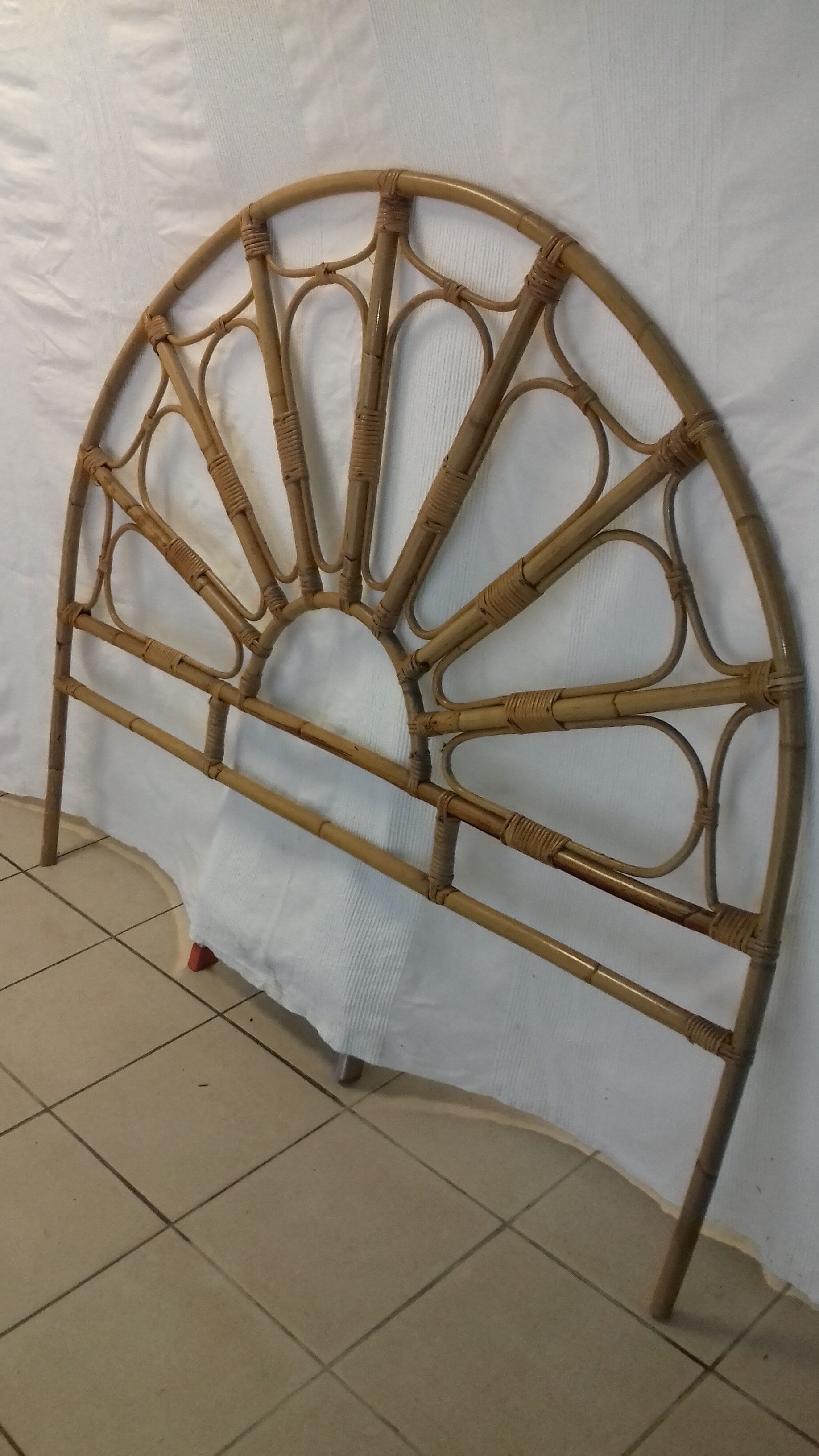 Rattan headboard 140cm