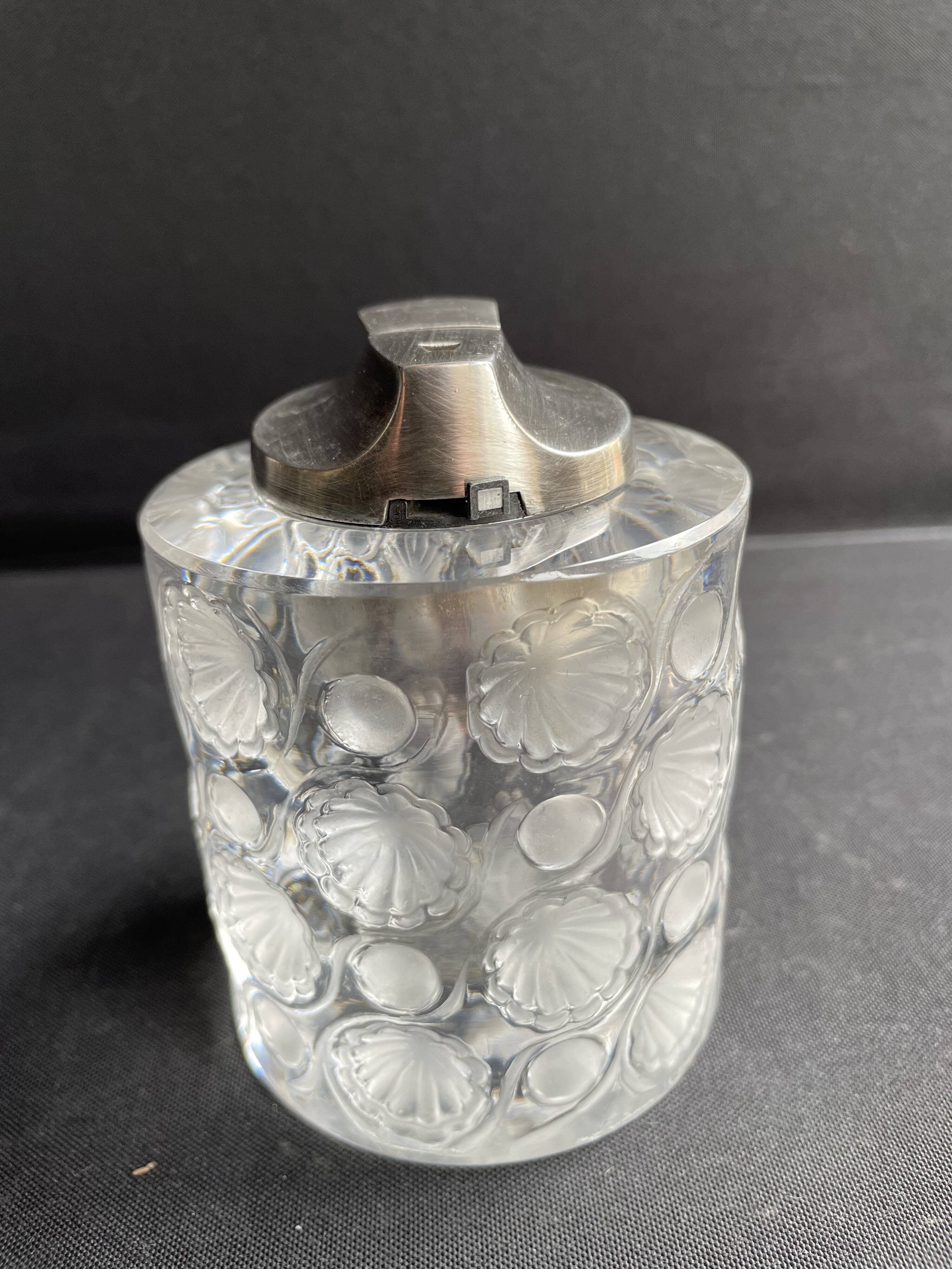 Lalique Tokyo model table lighter