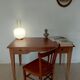 Bureau ancien à double tiroir, pieds gainés, XIXème