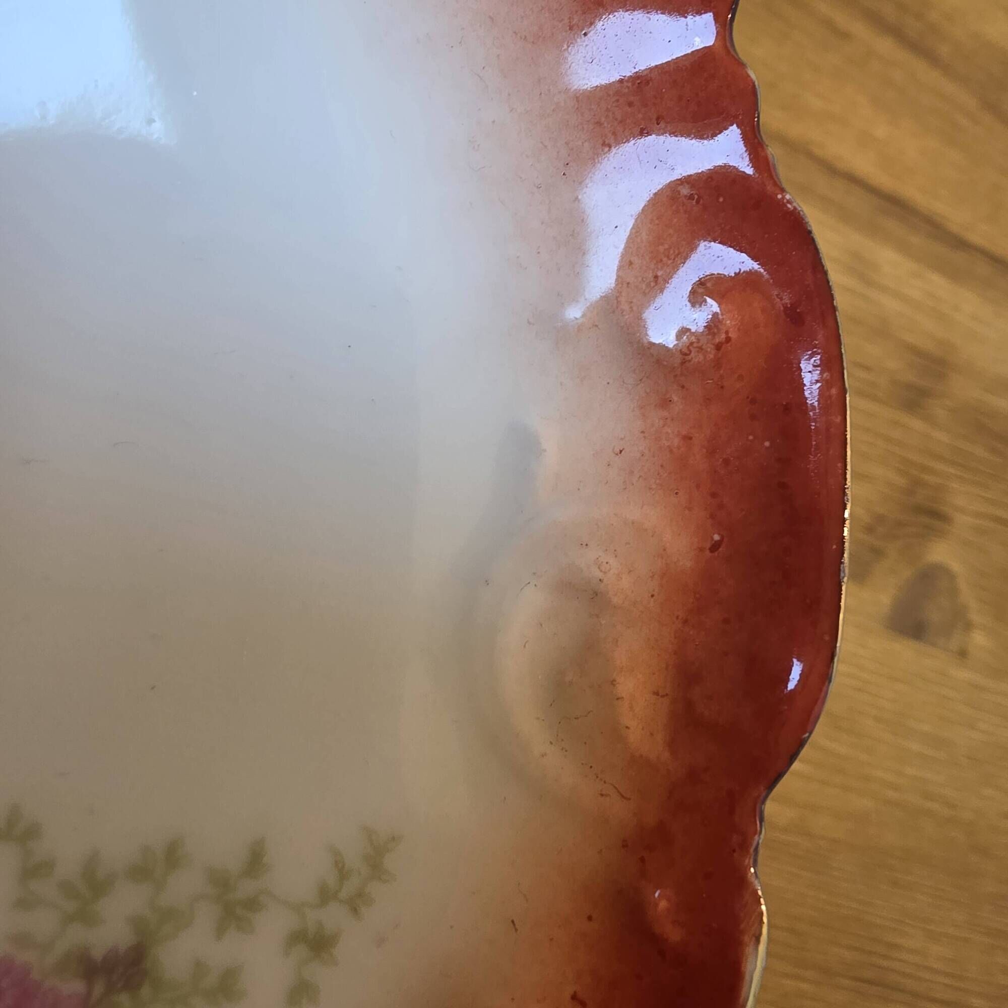 10 scalloped plates in French porcelain