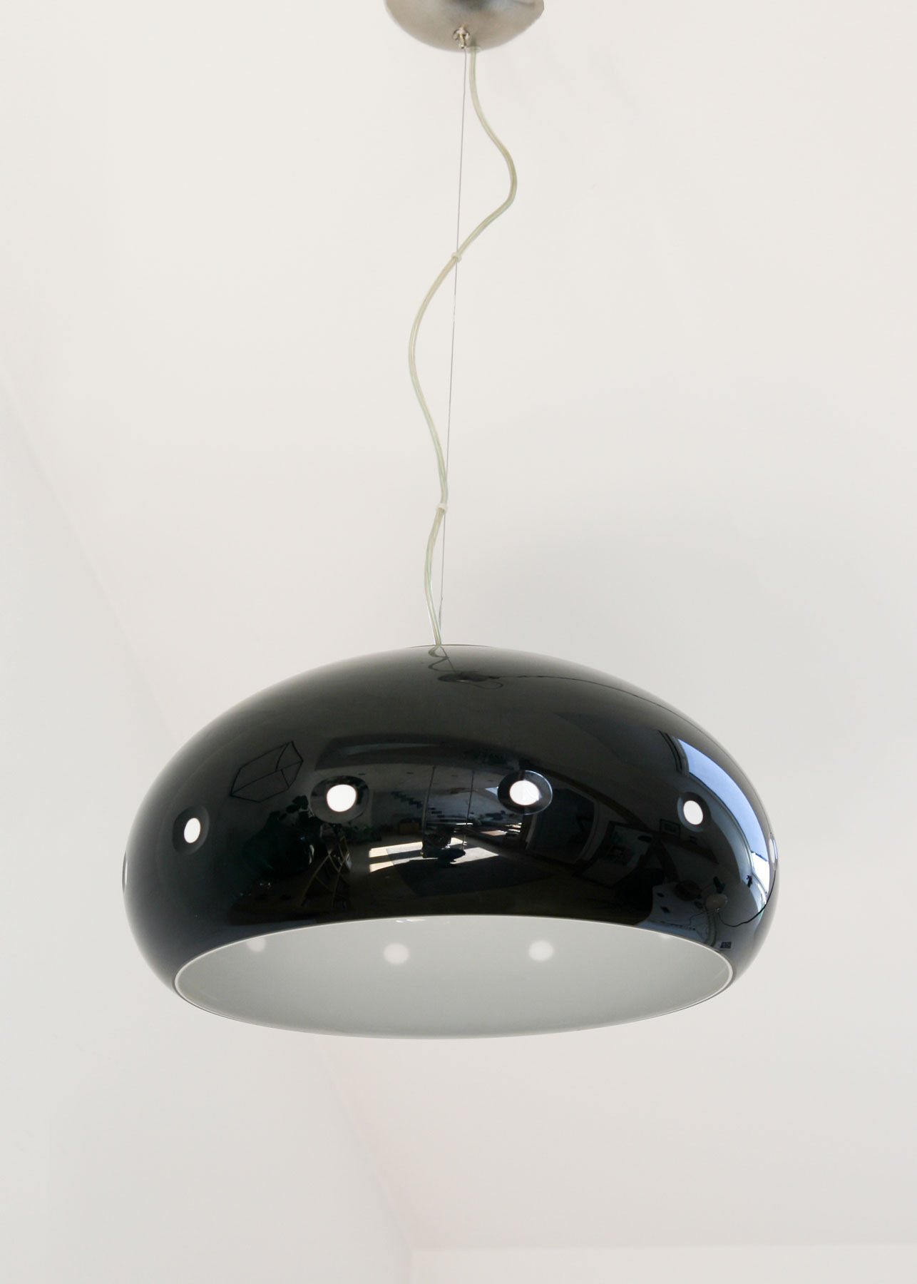 Suspension en verre noir