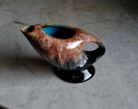 Pitcher style bistro 50s