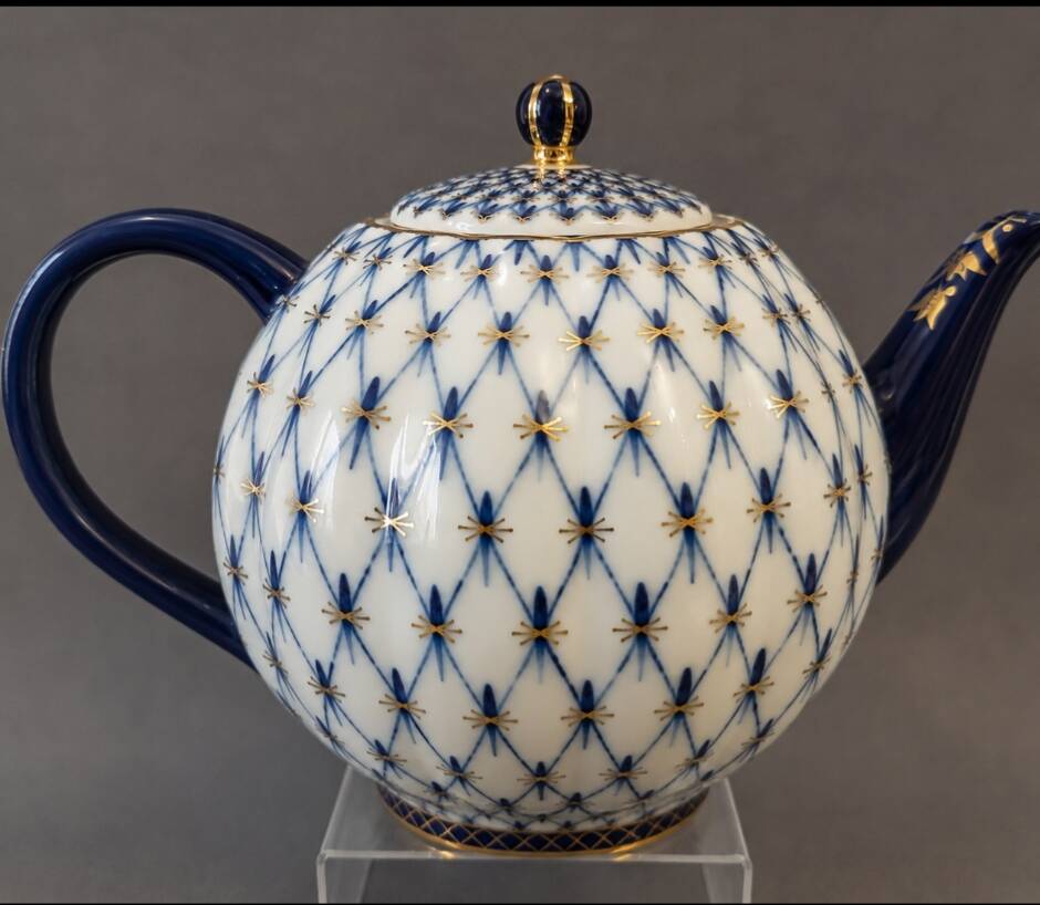 Lomonosov Imperial Porcelain XXL 2000ml Teapot Cobaltnet 22 Carat Gold