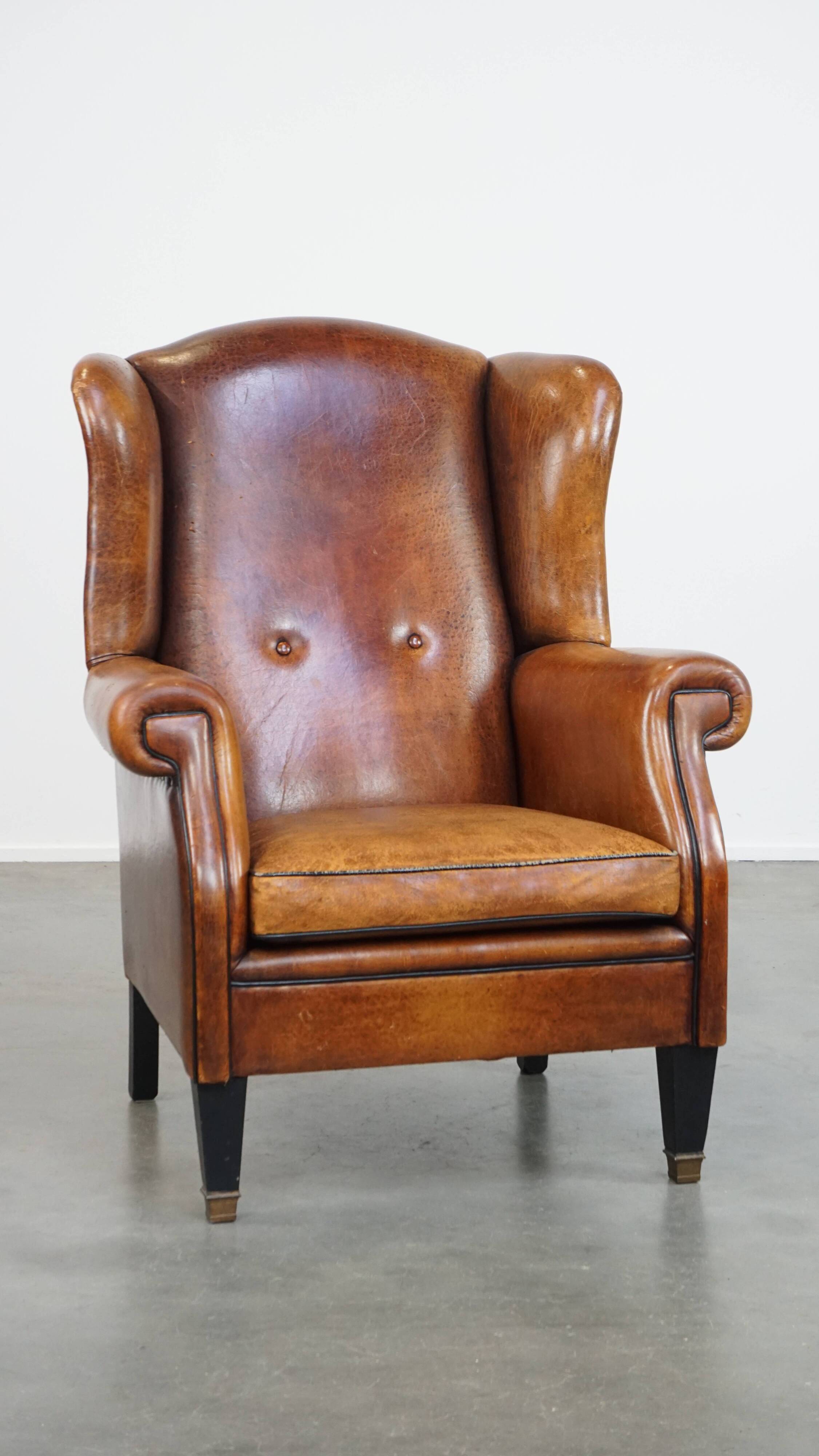 Fauteuil à oreilles en cuir de mouton vintage de style anglais