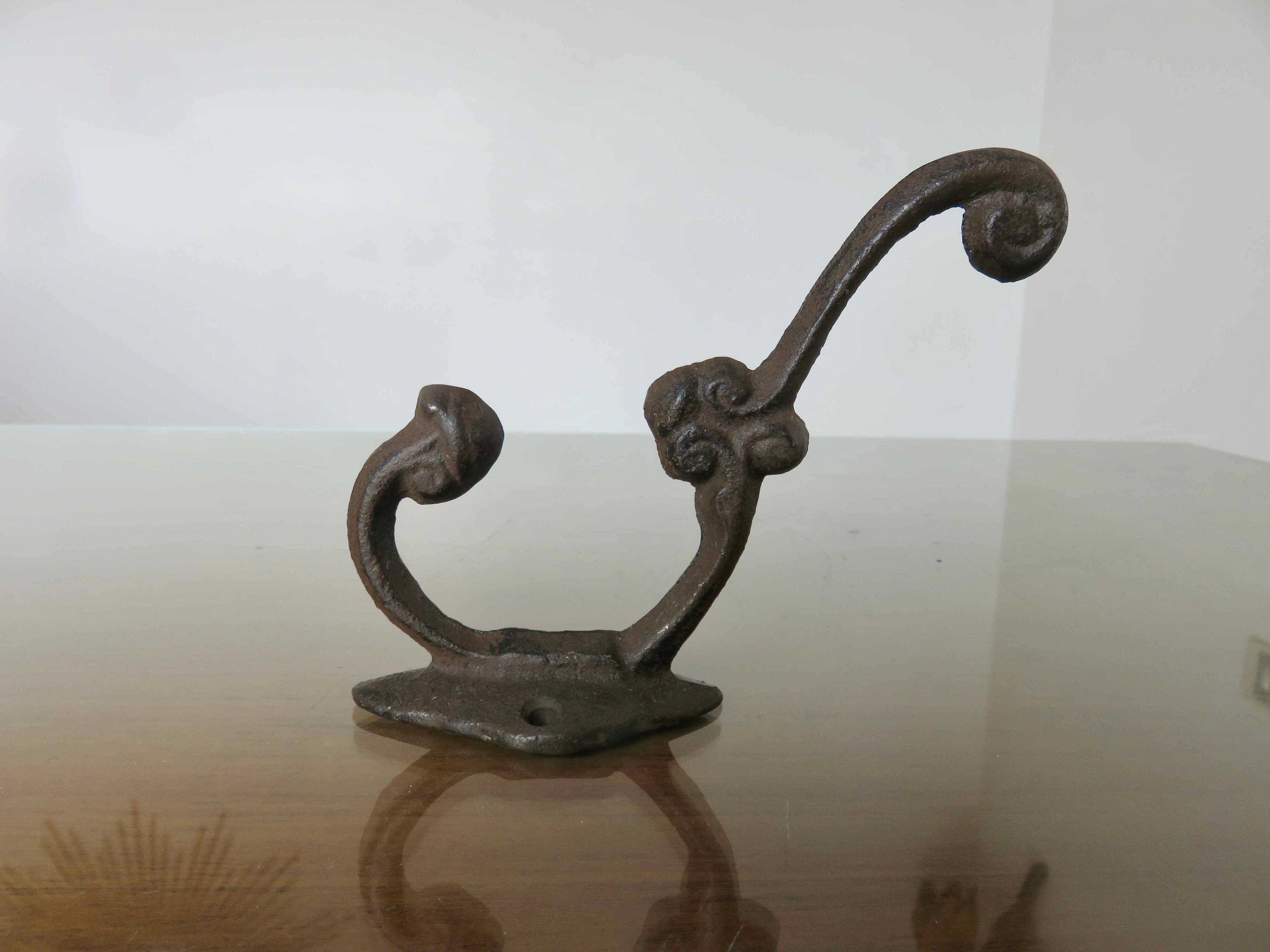 Cast iron hook 30s 40s