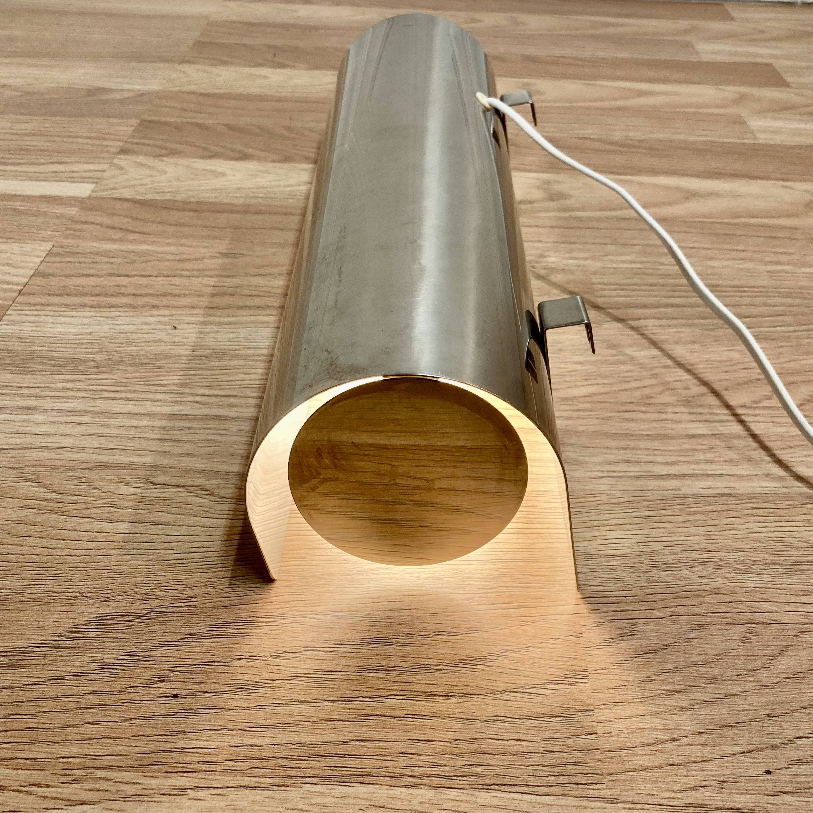 LARGE STEEL WALL LIGHT SCANDINAVIAN DESIGN 1970.