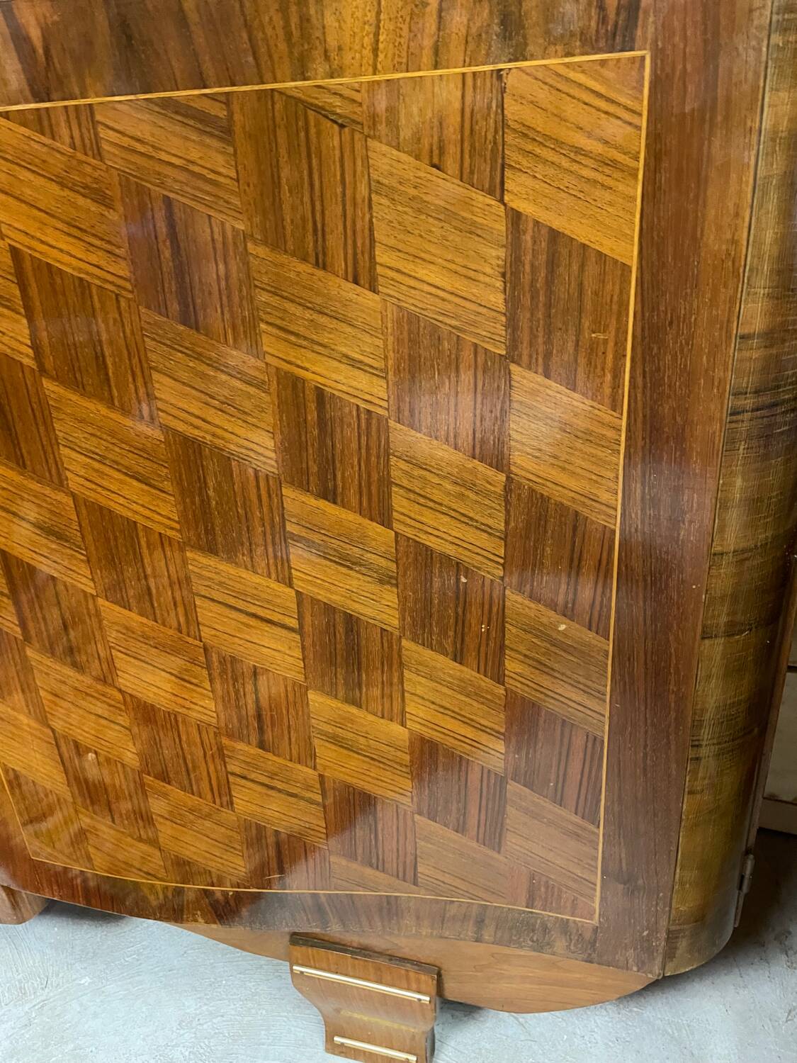 Art Deco sideboard buffet, walnut veneer, 30/40 mm thick