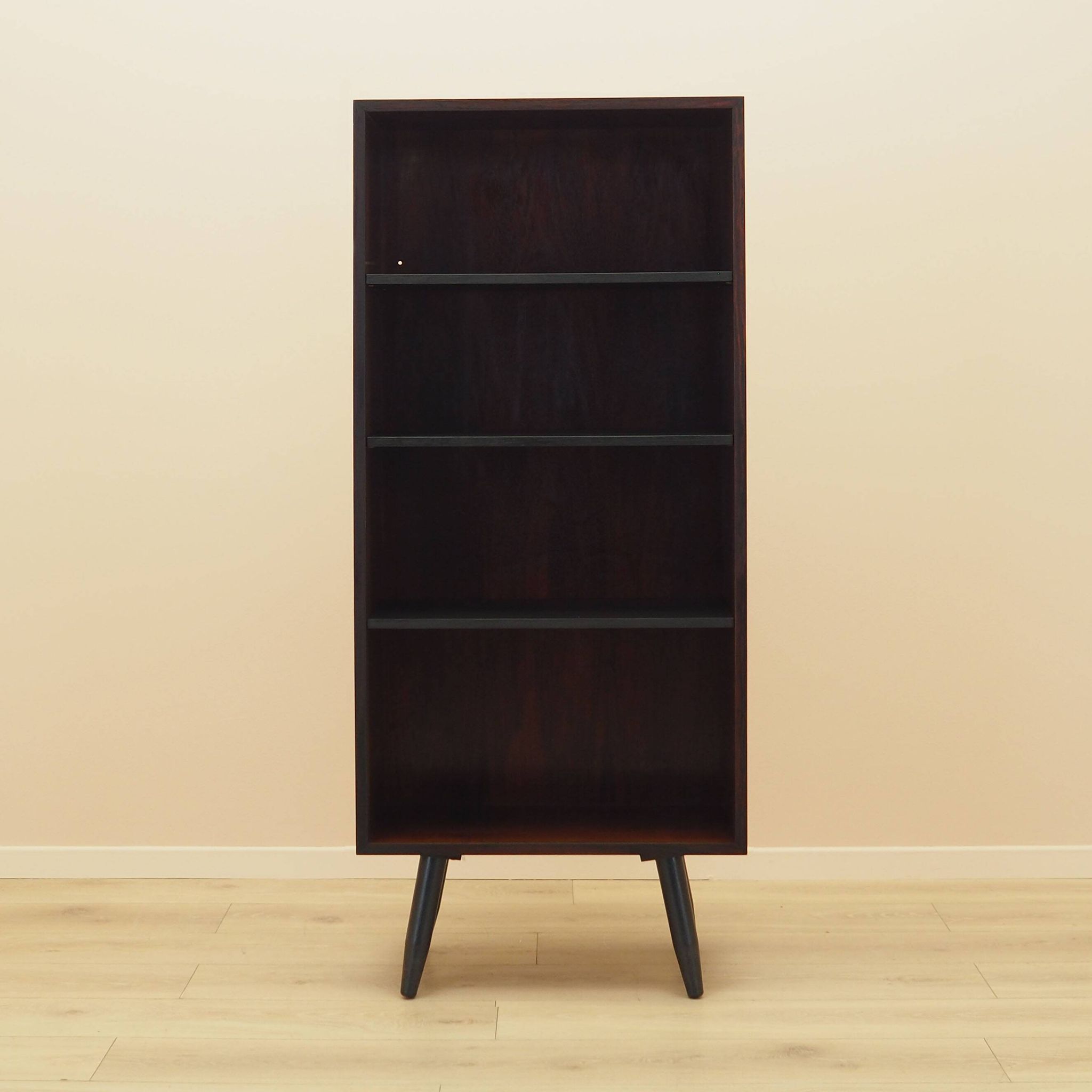 Bibliothèque en acajou, design danois, années 1970, fabriquée par Omann Jun.