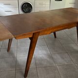 Compass foot table with extensions