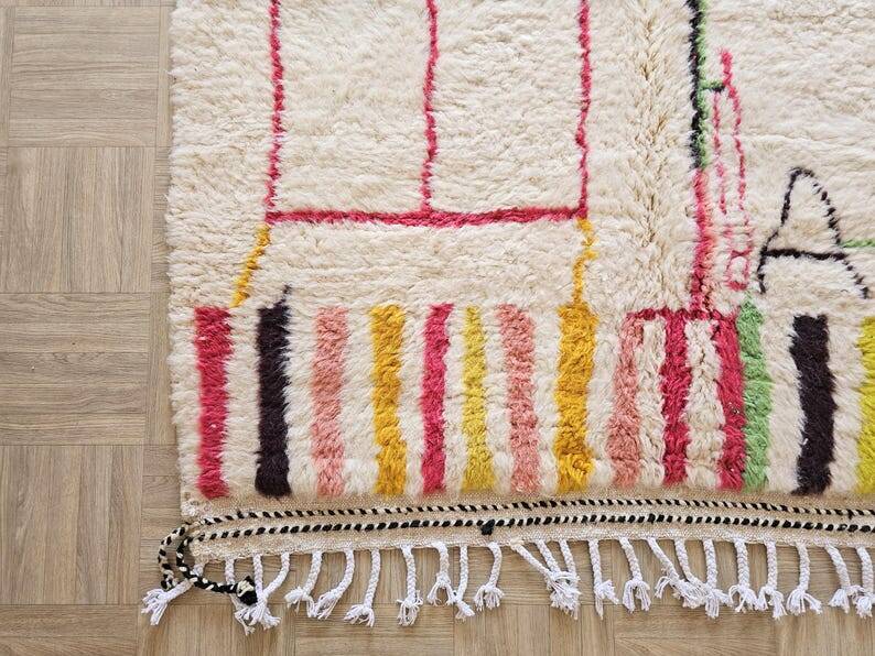 Traditional Moroccan rug 250cm x 150cm