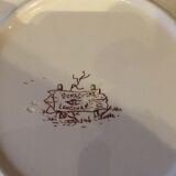 Suite of 9 flat plates in iron earth model burgundy longchamp decor hunting