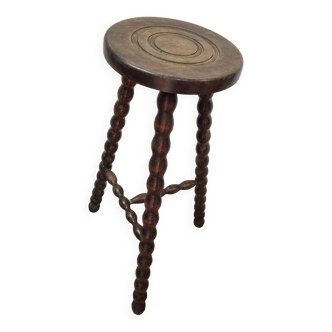 Tabouret tripode brutaliste