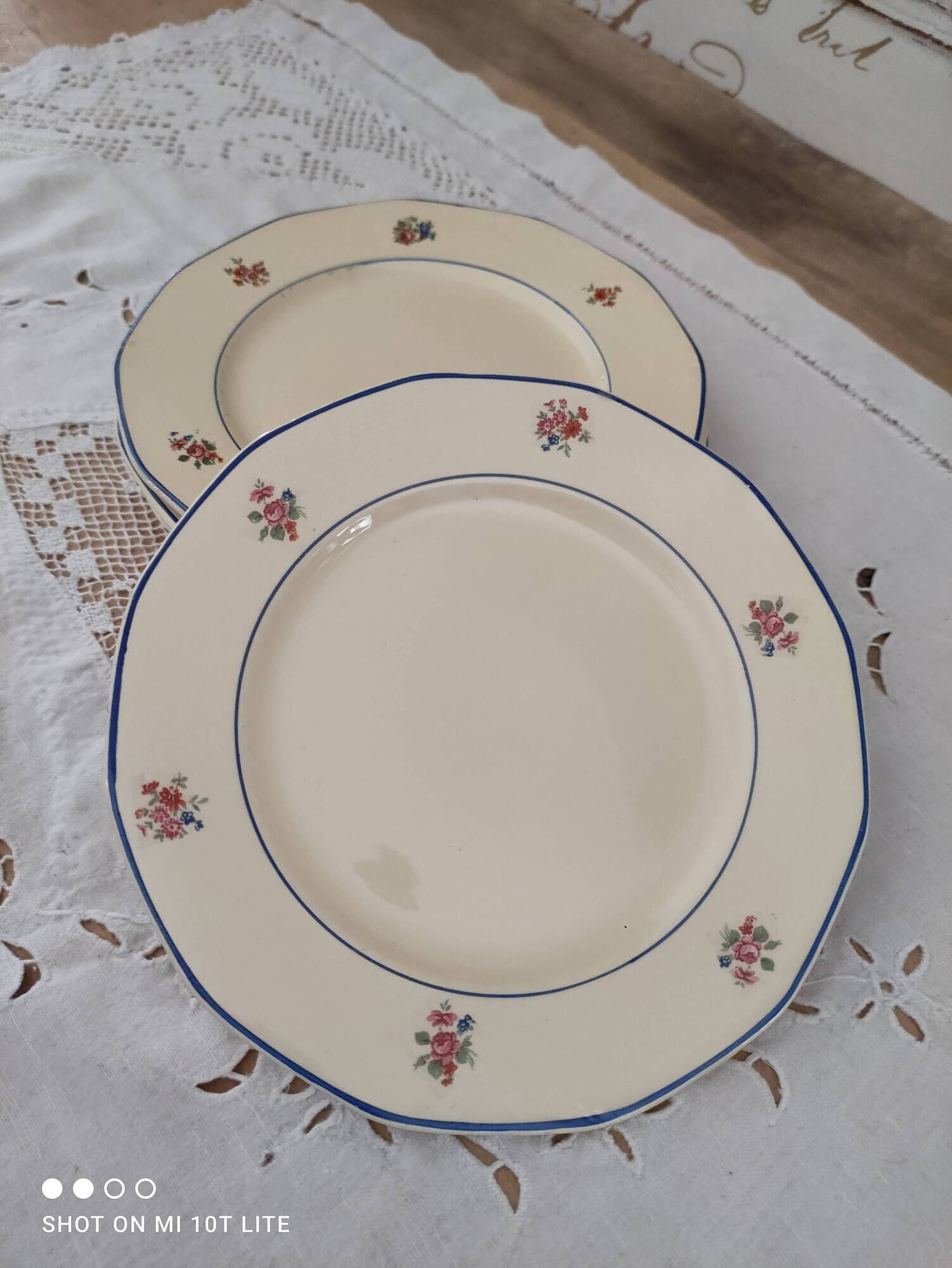 Set of 6 dessert plates in Badonviller earthenware decoration pink and blue border