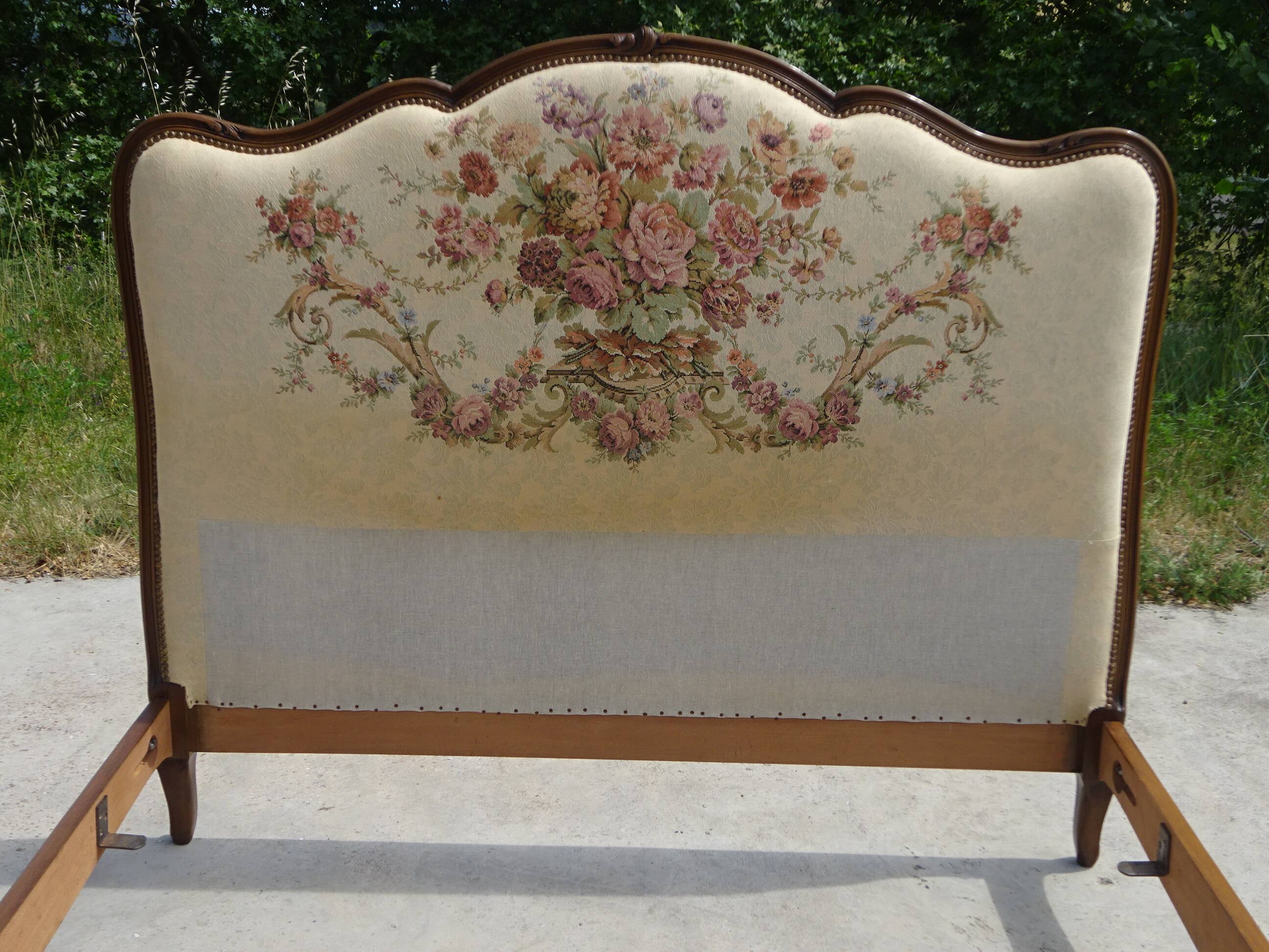 Solid wood bed frame with Jacquard fabric.