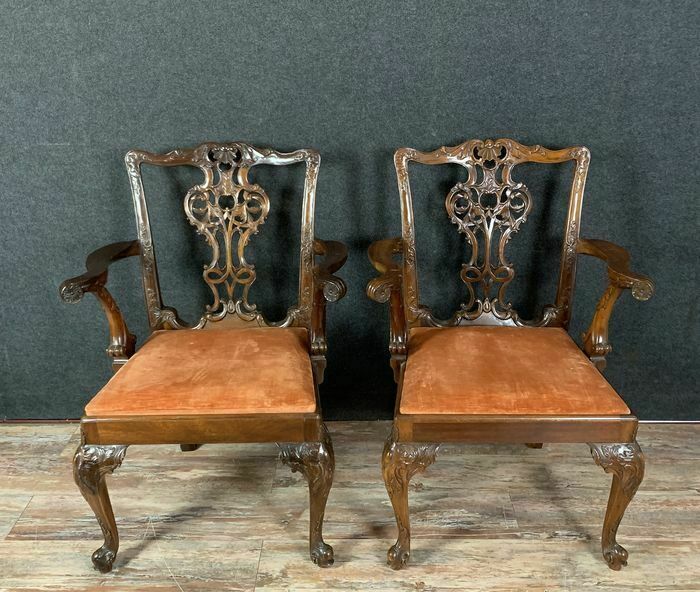 Pair of George II armchairs in 19th century mahogany era