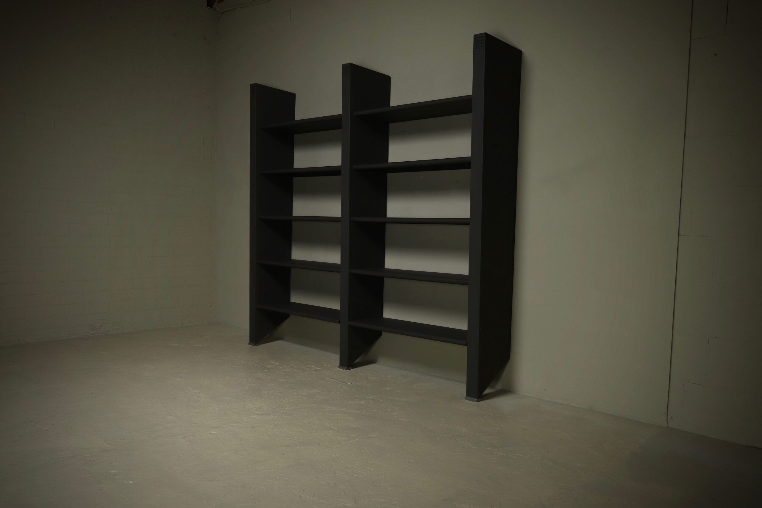 Philippe Starck “Herbert Schoenheit” shelving system for Disform, Barcelona 1986