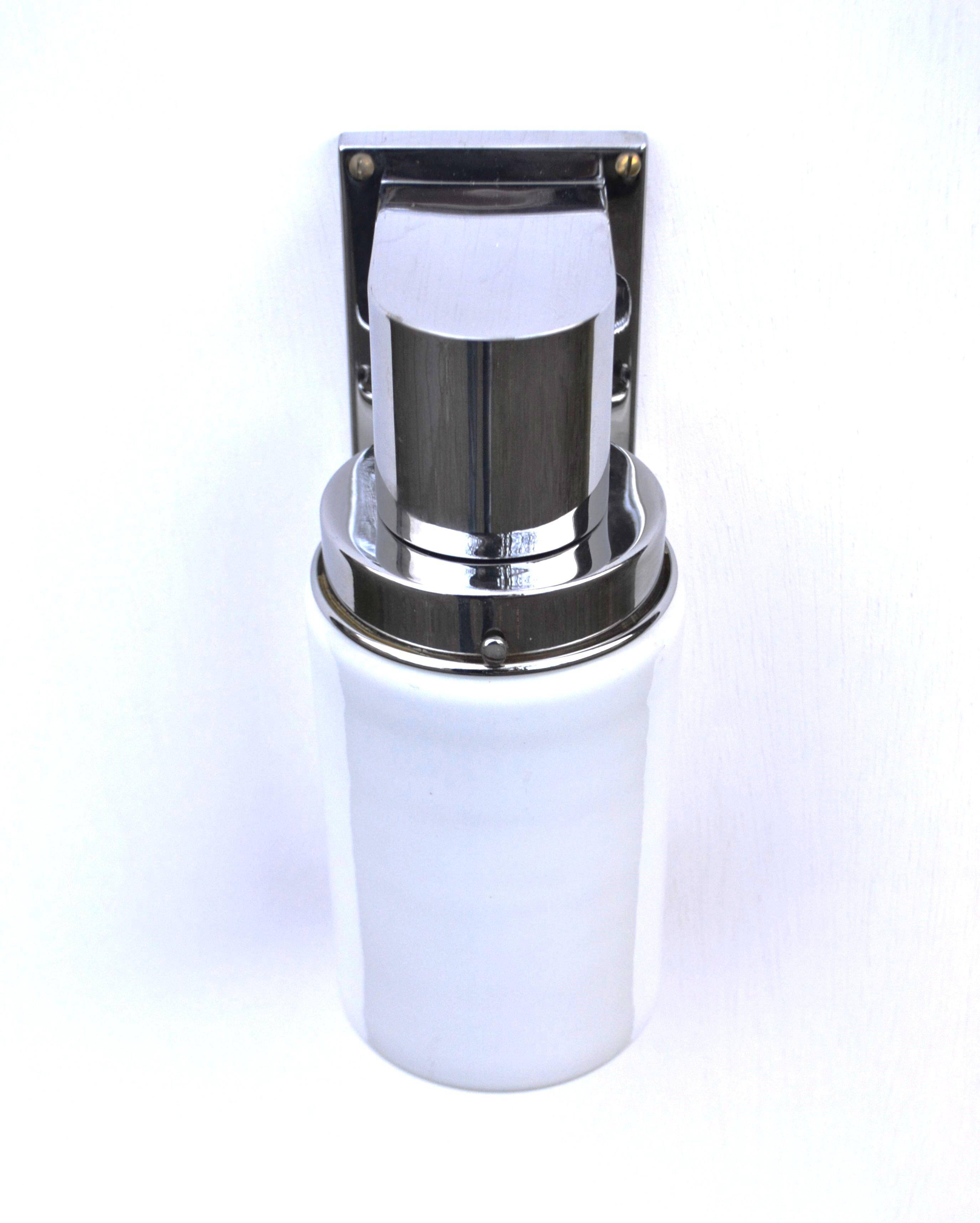 1930s Art Deco wall light by Gispen; Giso no. 4006