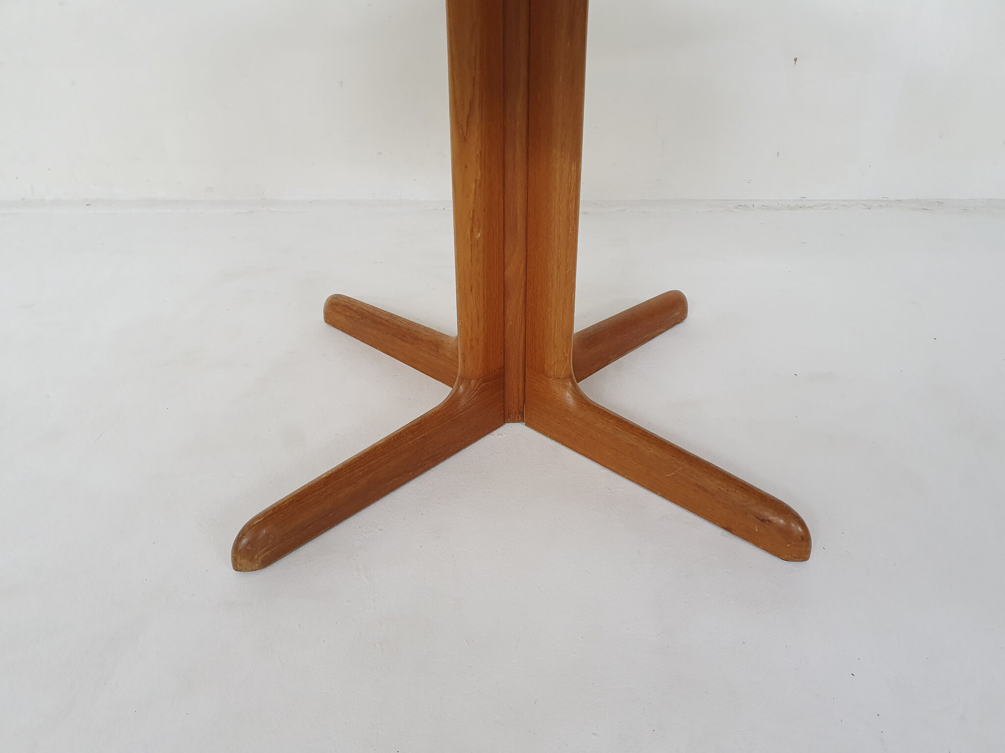 Teak extendable dining table by Niels Otto Moller for Gudme Mobelfabrik, Denmark 1960's
