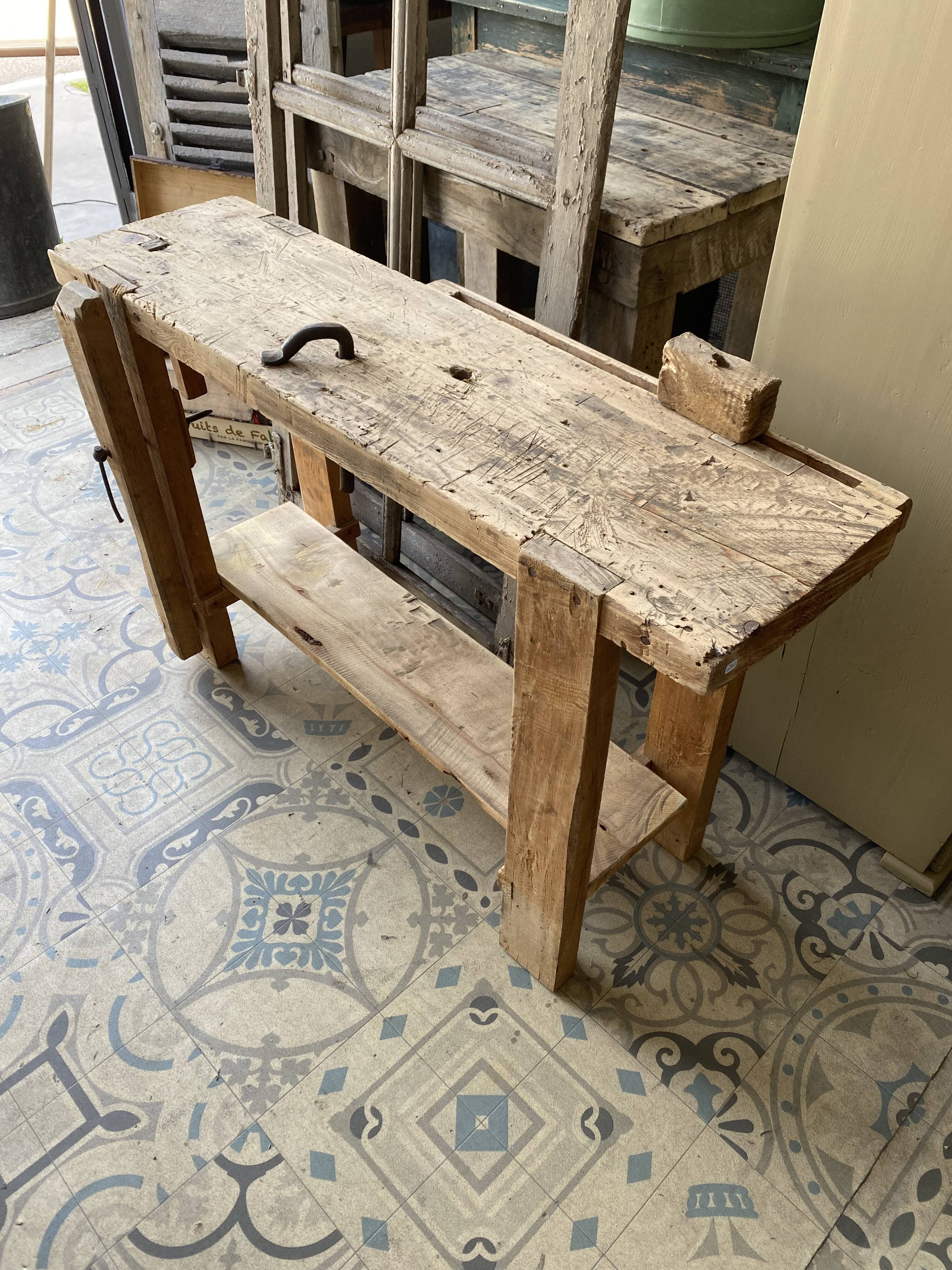 Carpenter's workbench