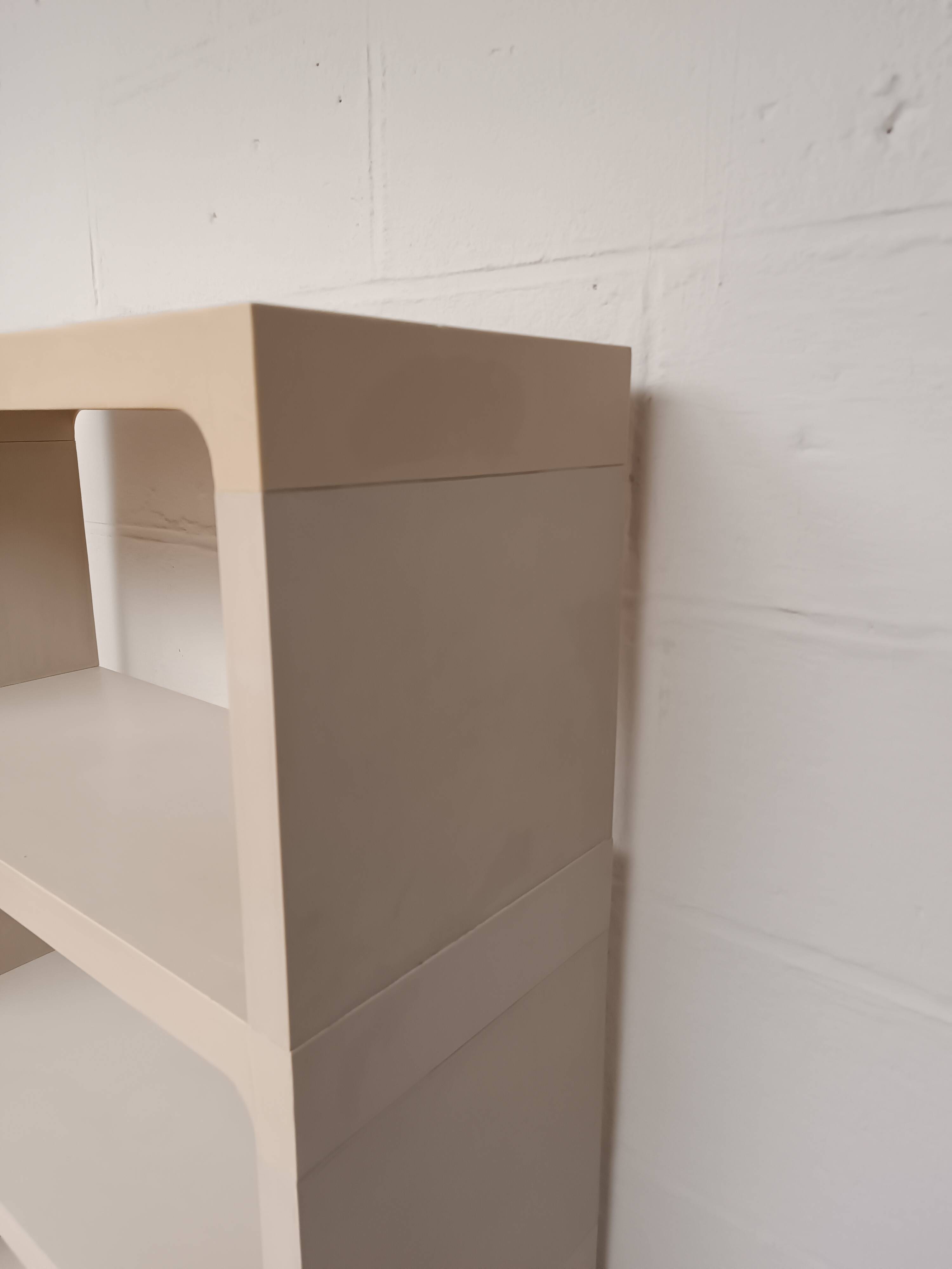 Macaple France 1980 PVC modular shelf