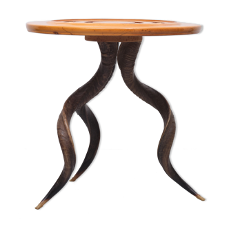 Table d’appoint unique en corne de koudou africaine, années 1970