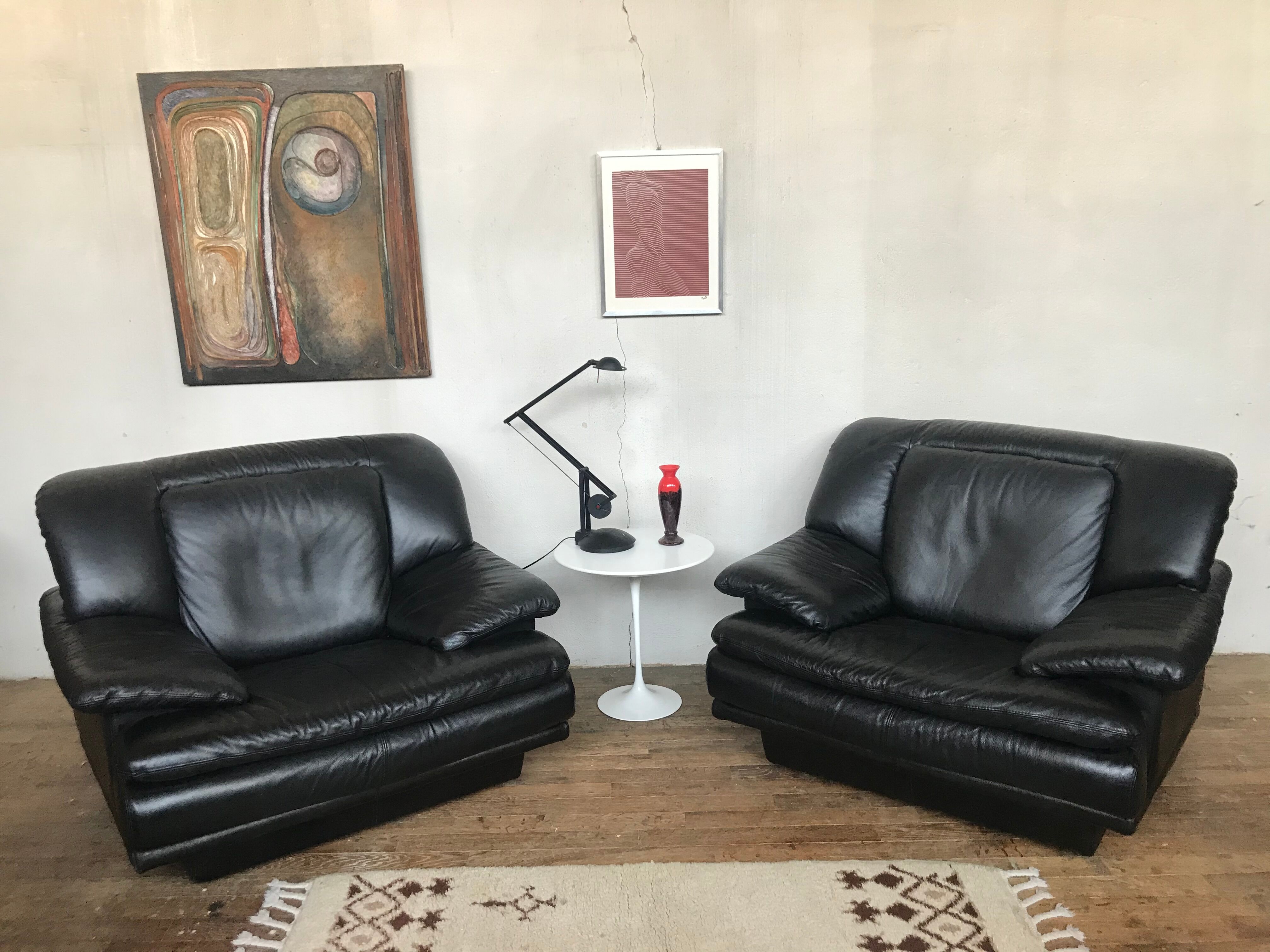 Authentic vintage armchairs leather Italian style quality top 1970