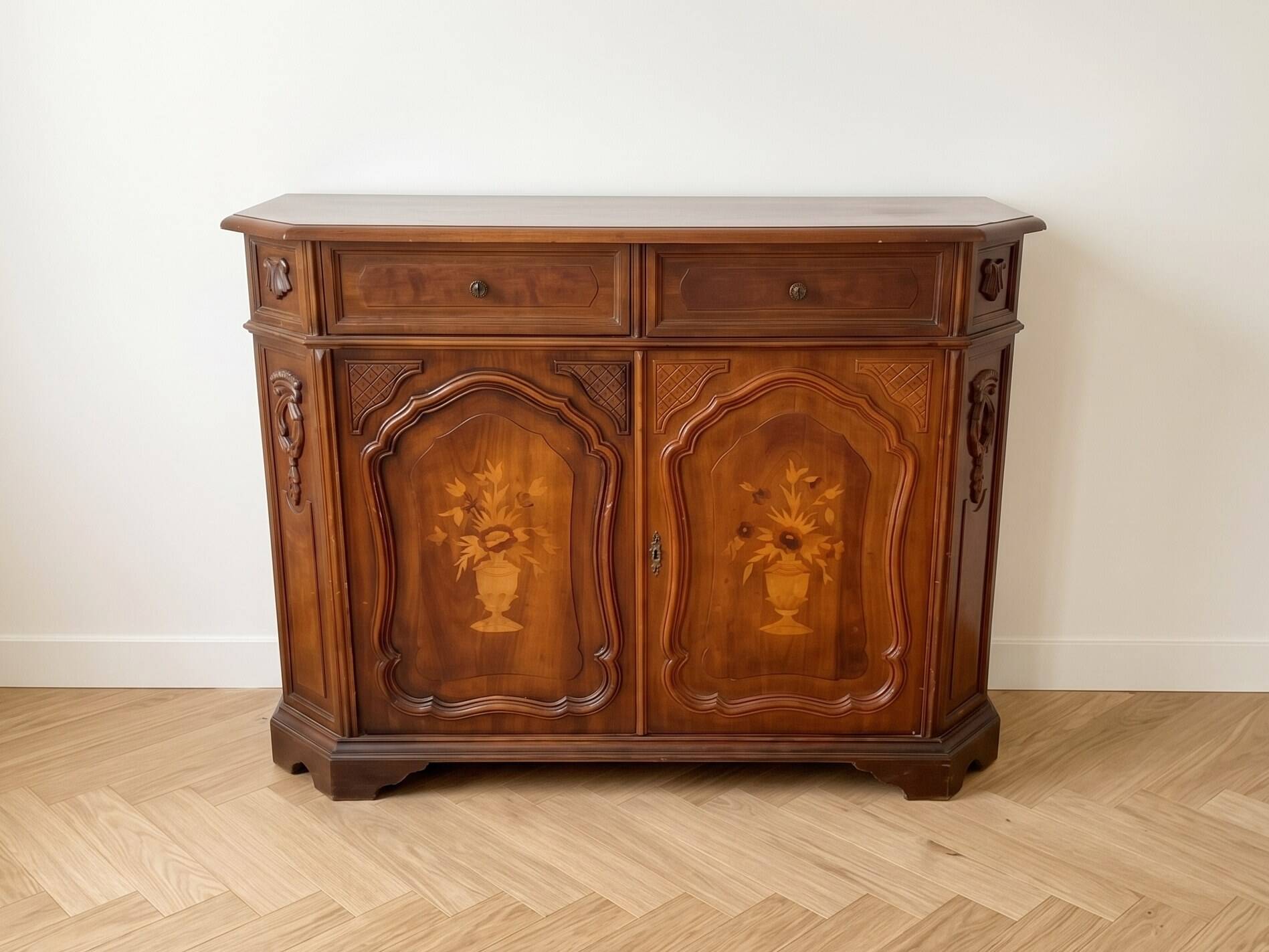 Antique Louis XVI buffet in solid wood and marquetry.