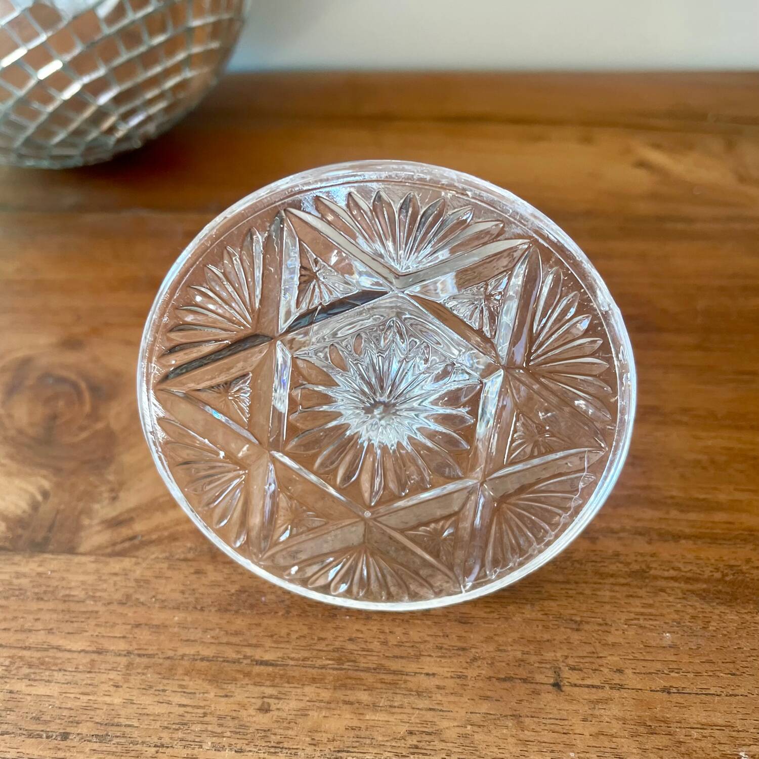 Crystal candle holder