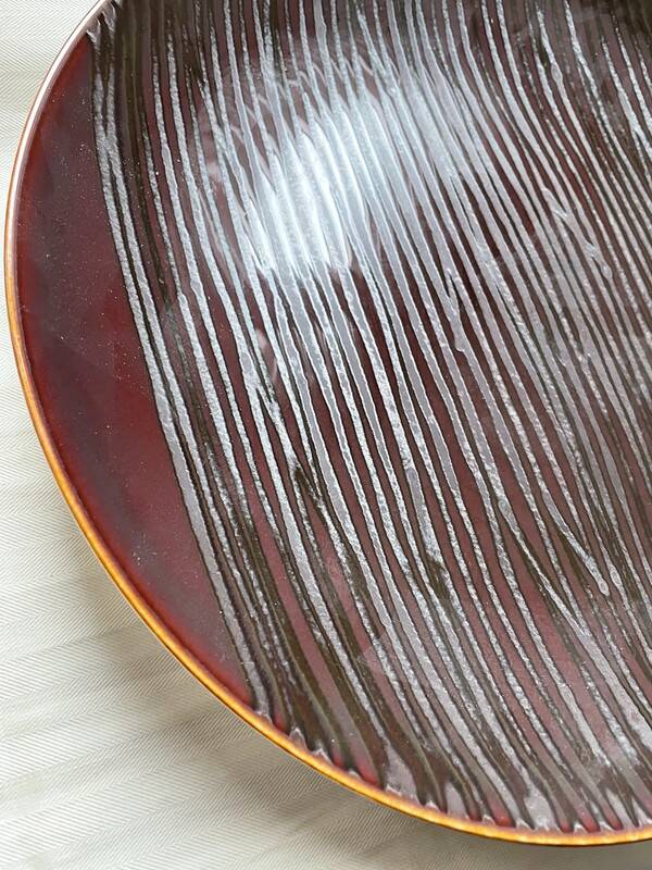 1 Presentation Plate 29.5 cm Chrome Yellow - Limoges Porcelain
