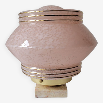 Lampe en marbre et verre de Clichy rose