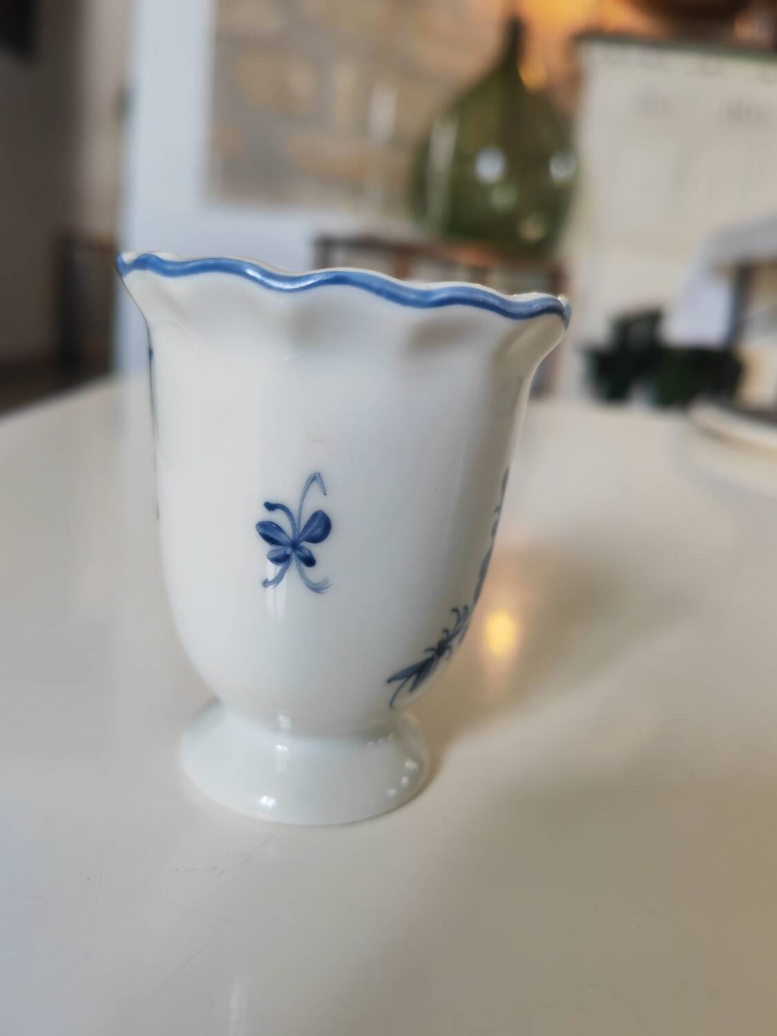 Chantilly porcelain vase
