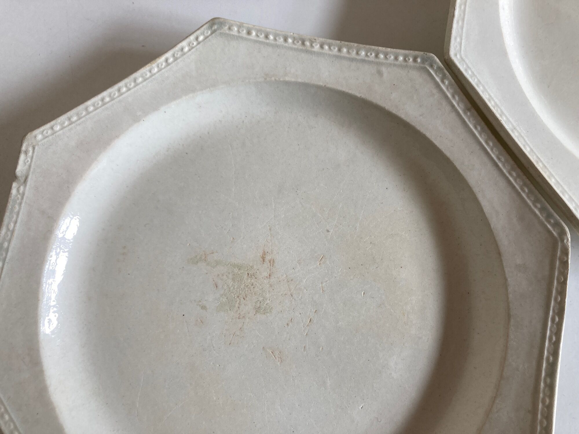 Set of 4 plates Creil and Montereau octagonal pearls Directoire 1800
